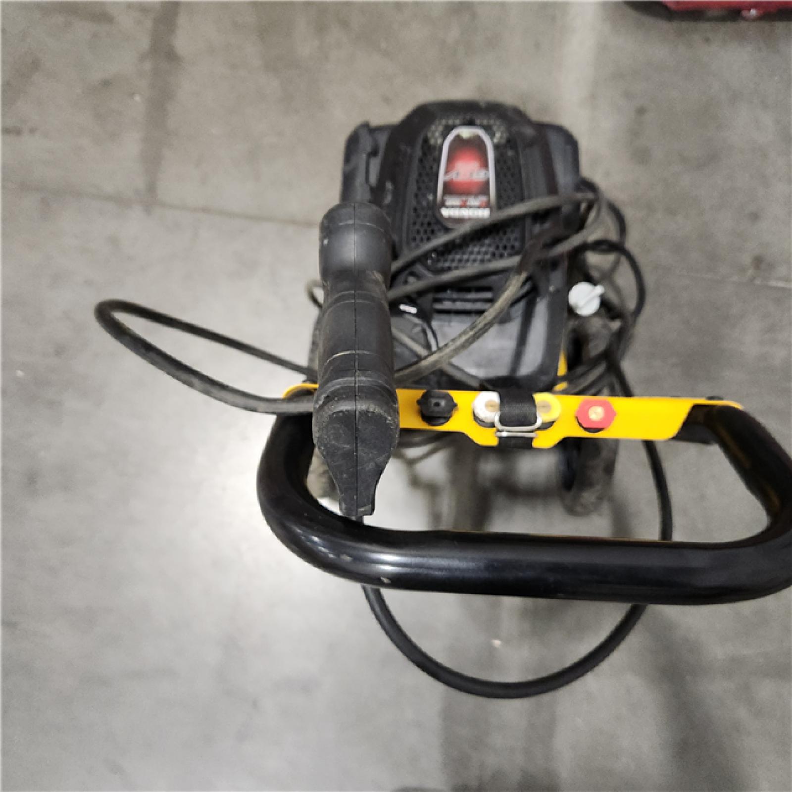 DALLAS LOCATION - AS-IS DEWALT 3100 PSI 2.3 GPM Cold Water Gas Pressure Washer with HONDA GCV170 Engine