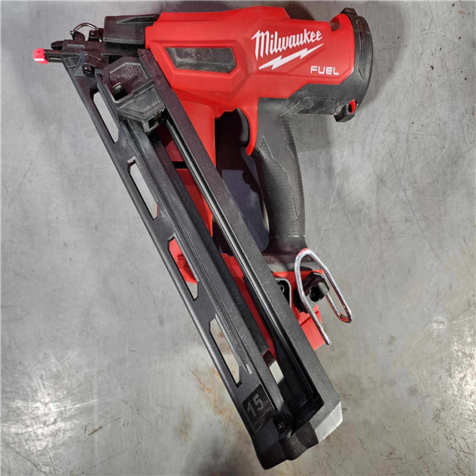 HOUSTON LOCATION - AS-IS Milwaukee 2839-20 M18 FUEL 15 Ga. 18 Volt Brushless Angled Finish Nailer (TOOL ONLY)