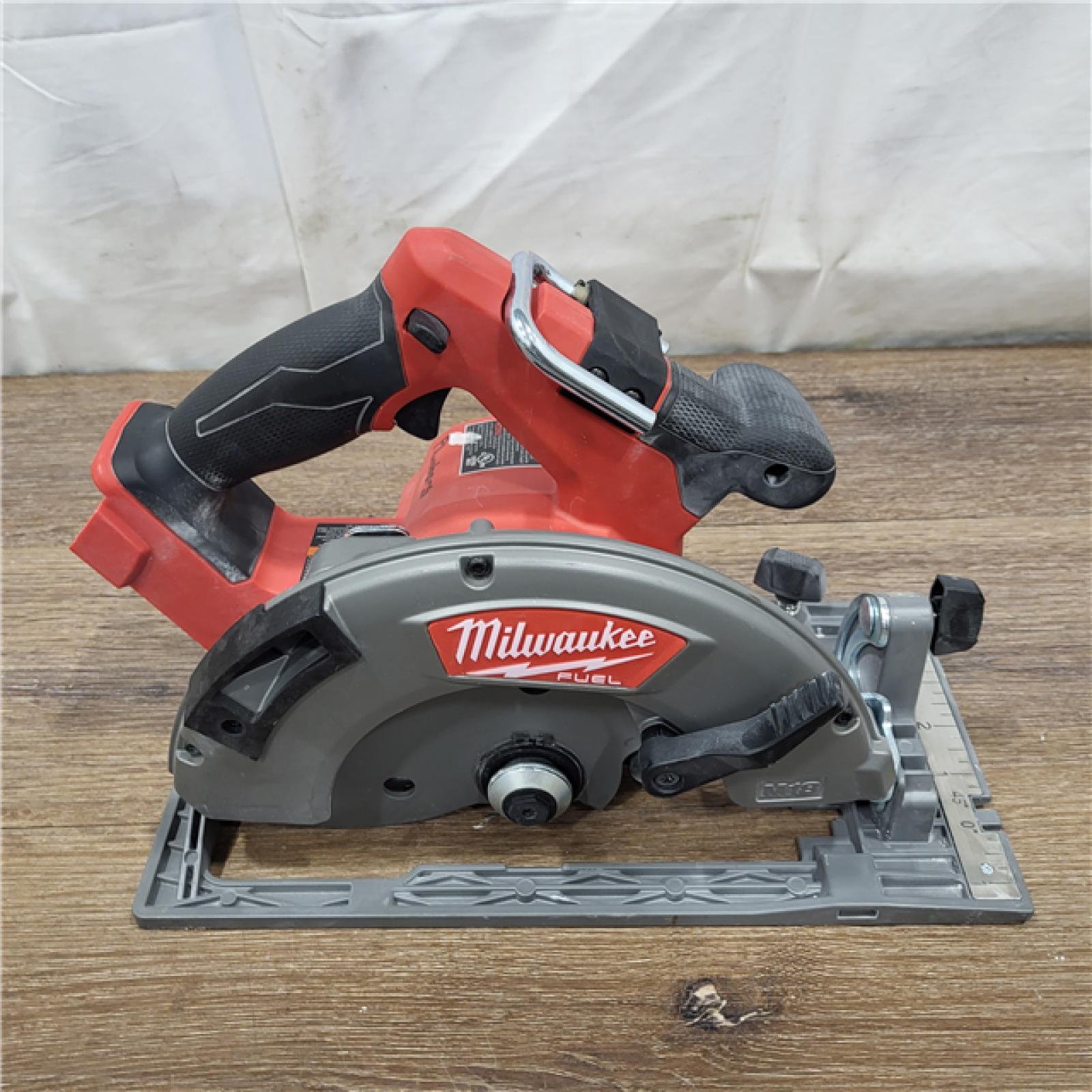 AS-IS Milwaukee M18 FUEL 7-1/4 Circular Saw