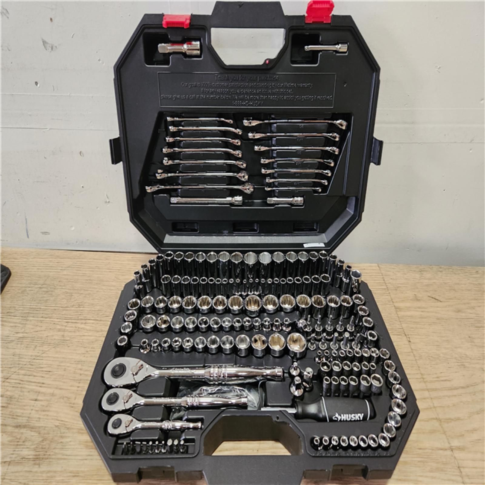 Phoenix Location Husky Mechanics Tool Set (194-Piece)