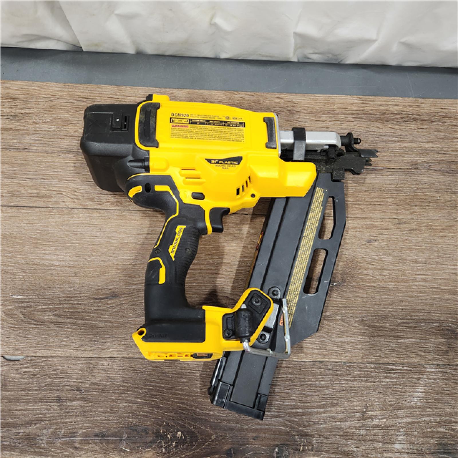 AS-IS DEWALT 20-Volt 21Â° Cordless Framing Nailer (Tool-Only)