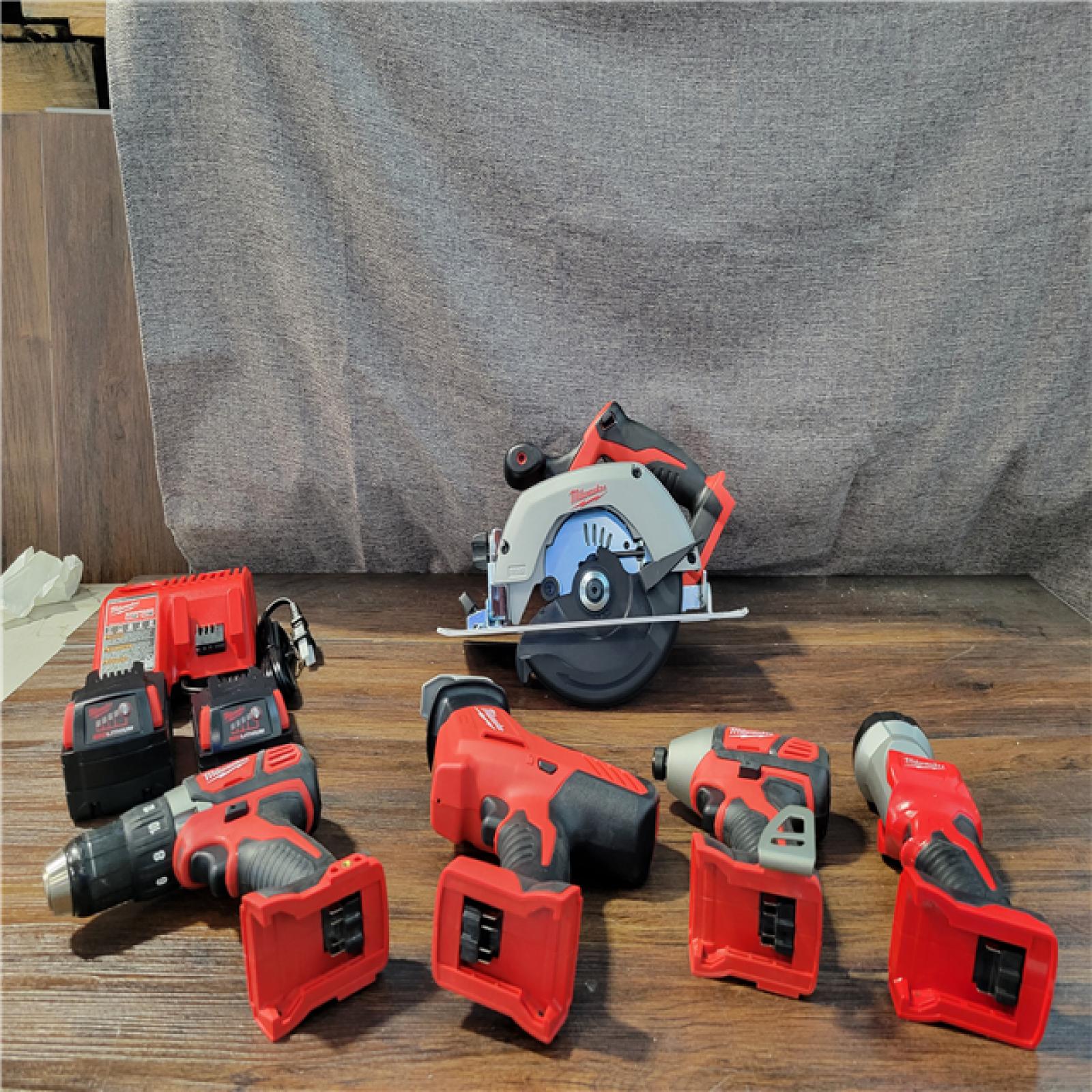 CALIFORNIA NEW MILWAUKEE M18 5-TOOL COMBO KIT (2 BATTERIES, 1 CHARGER, AND BAG INCLUDED)