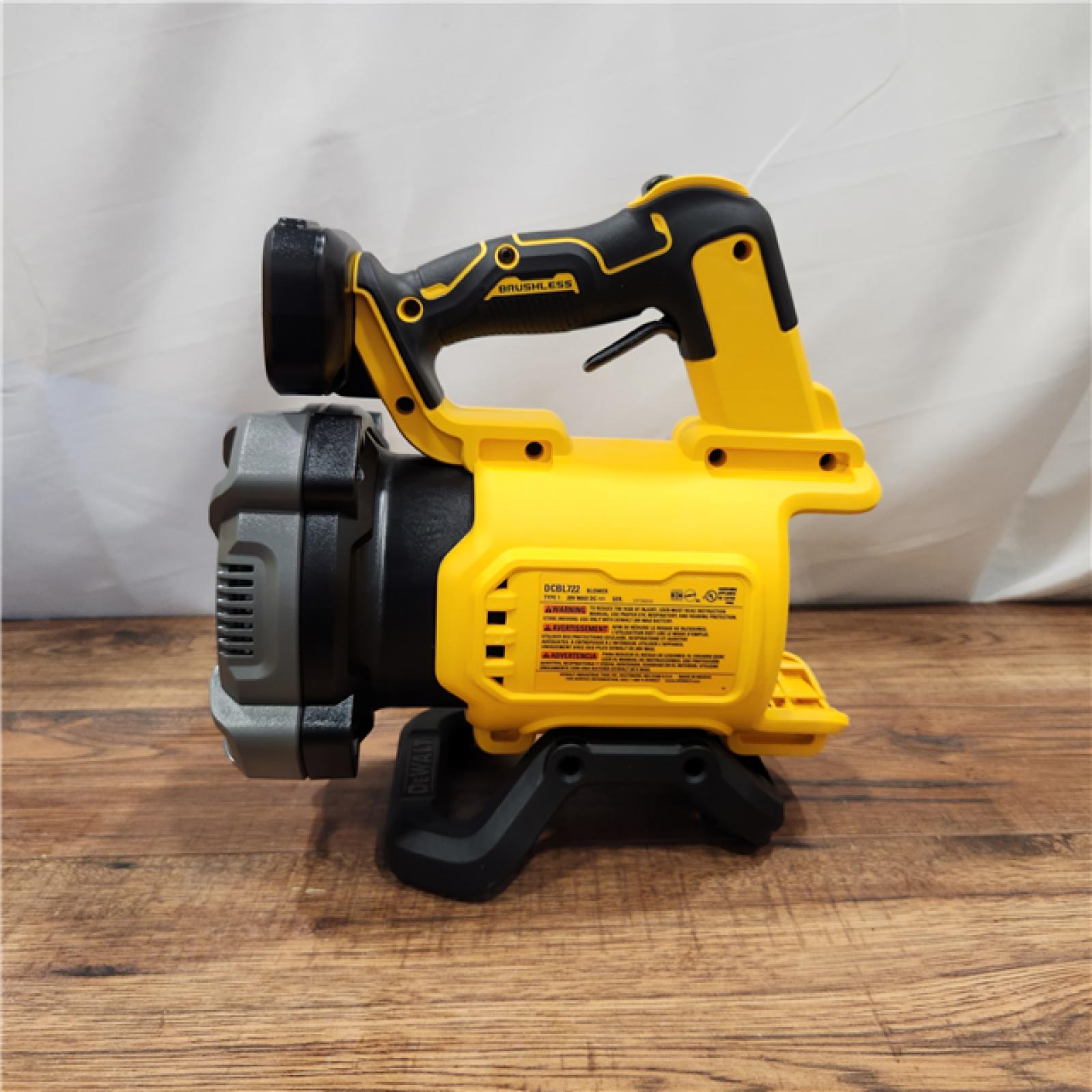 AS-IS DEWALT 20V MAX Brushless Cordless Handheld Axial Leaf Blower Kit