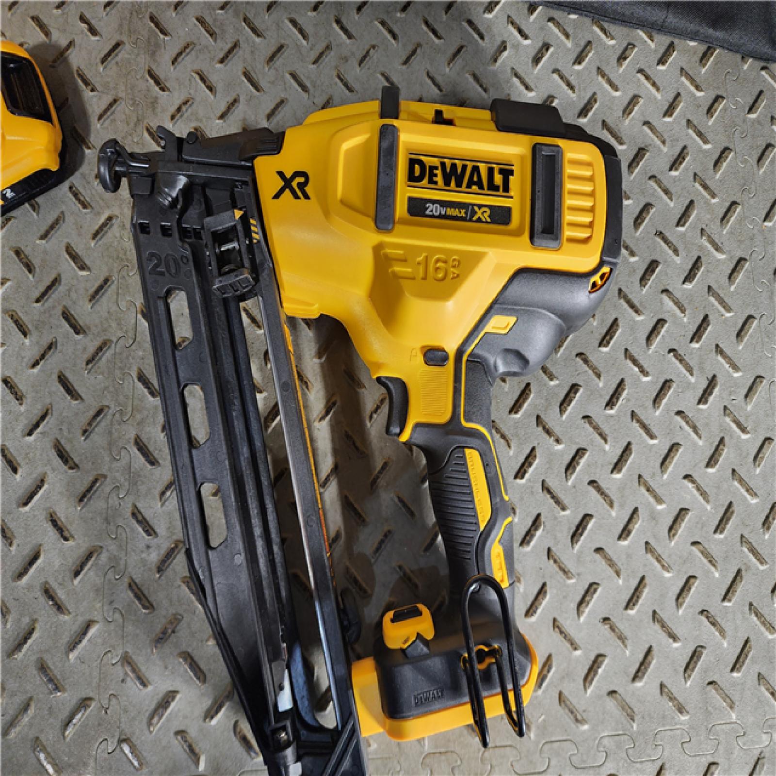 HOUSTON LOCATION - AS-IS DeWalt DCN660D1 20V 16 Gauge Cordless Angled Finish Nailer Kit W/ 2Ah Battery