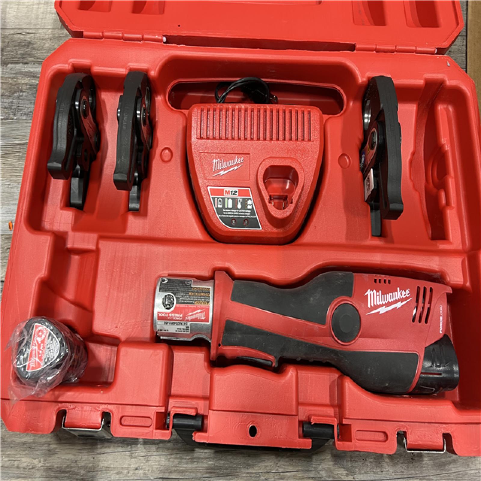 AS-IS Milwaukee M12 Force Logic Press Tool 1/2 in. to 1 in. Kit