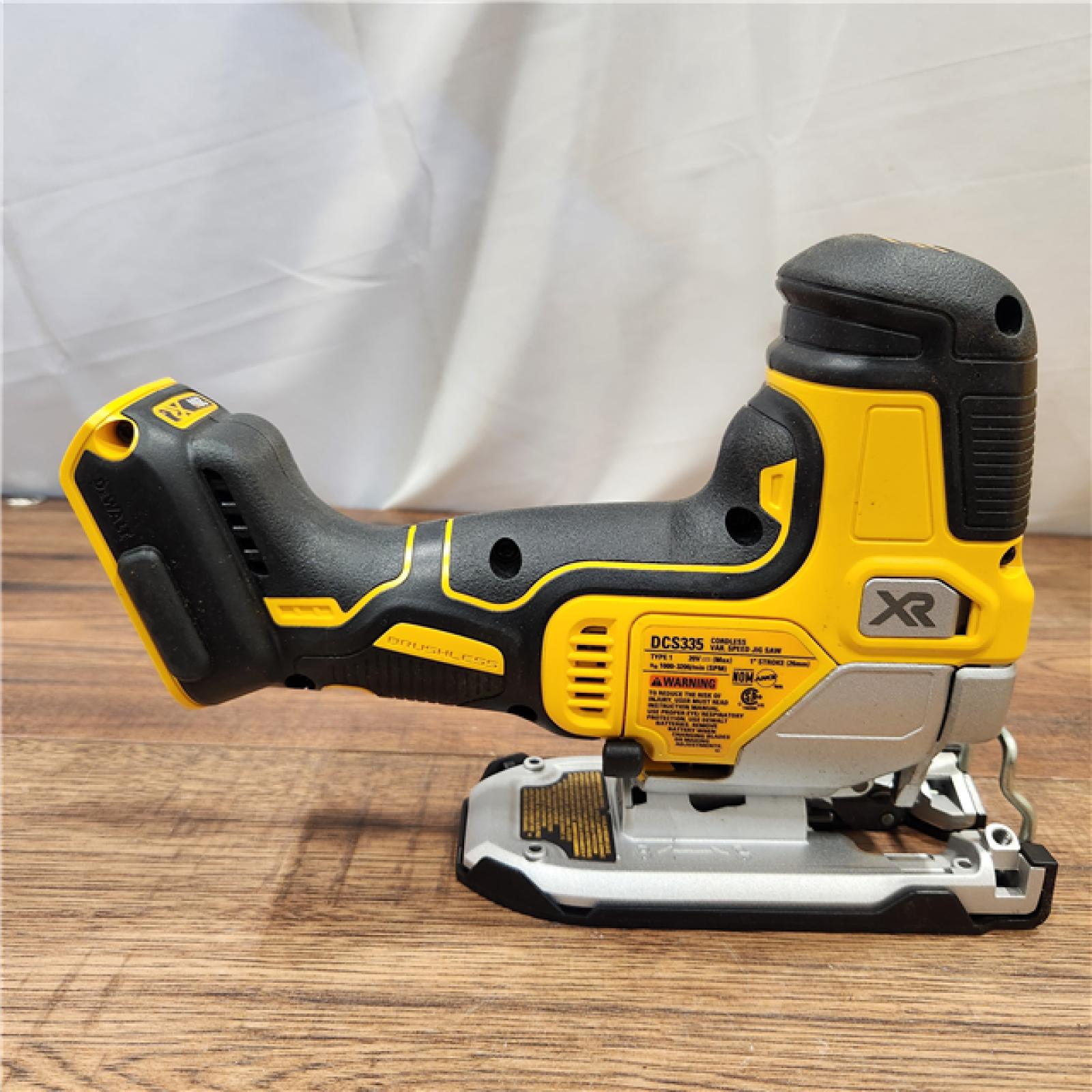 AS-IS DEWALT 20V MAX XR Cordless Barrel Grip Jigsaw (Tool Only)