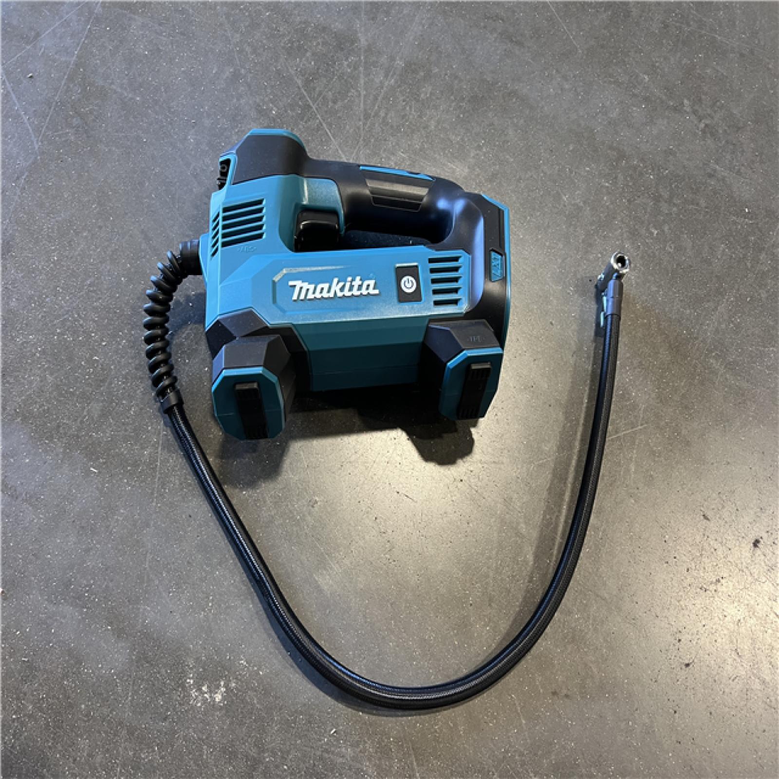 AS-IS MAKITA 18V LXT® Lithium-Ion Cordless Inflator, Tool Only