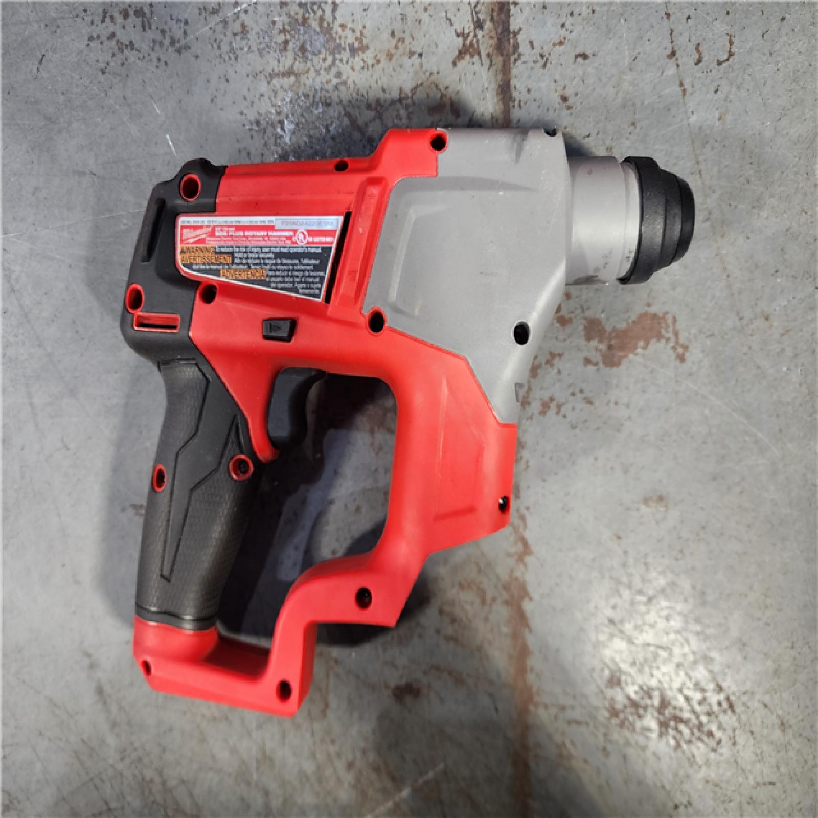 HOUSTON LOCATION - AS-IS Milwaukee Cordless 5/8 in. SDS-Plus Rotary Hammer Kit