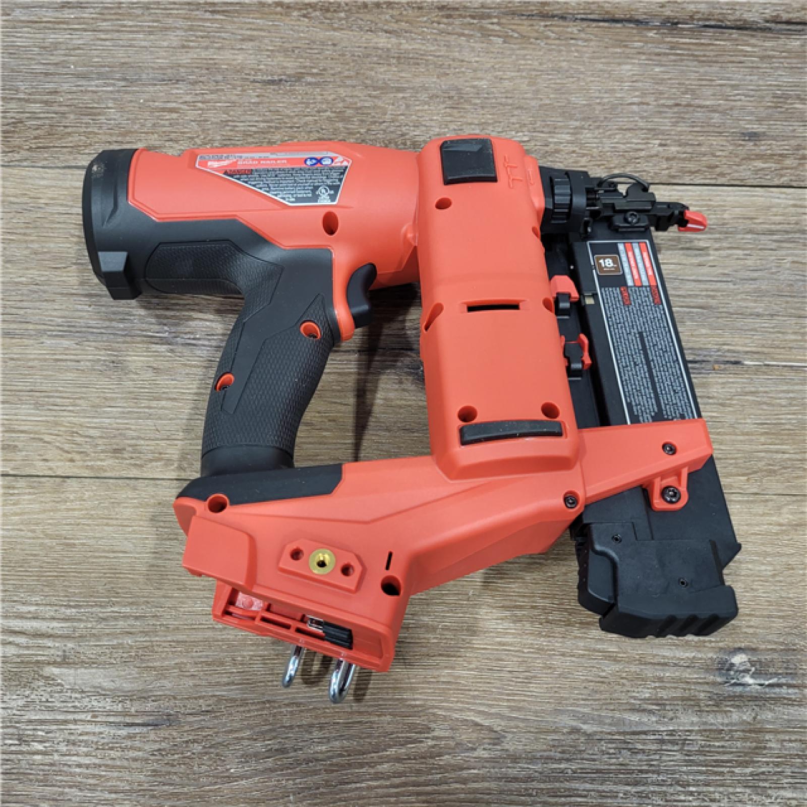 AS-IS Milwaukee M18 Fuel 18V Brushless 18-Gauge Brad Nailer 2746-20 (Bare Tool)