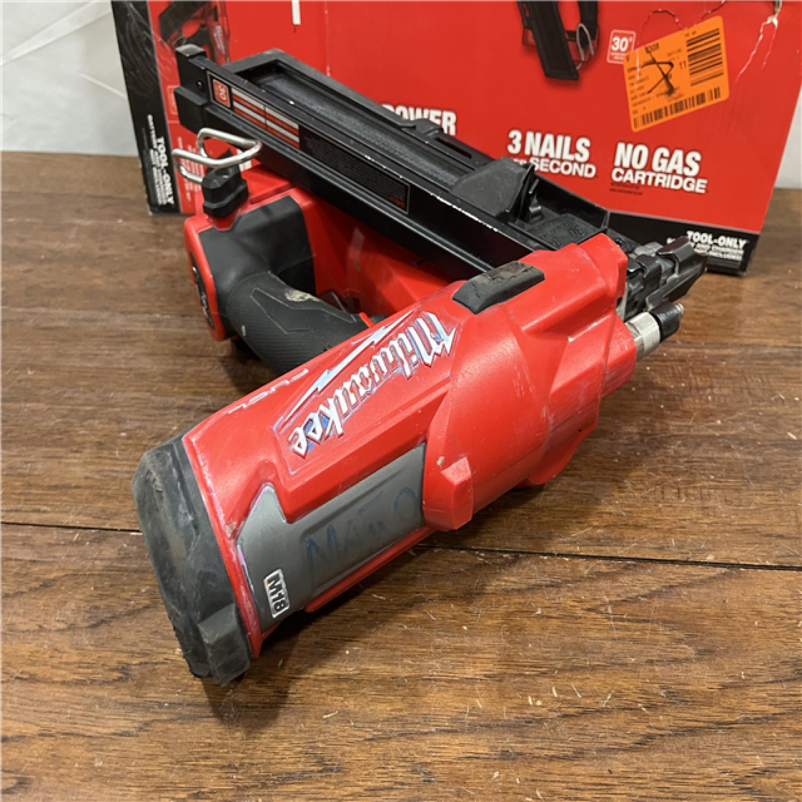 AS-ISMilwaukee M18 FUEL 30 Degree Framing Nailer