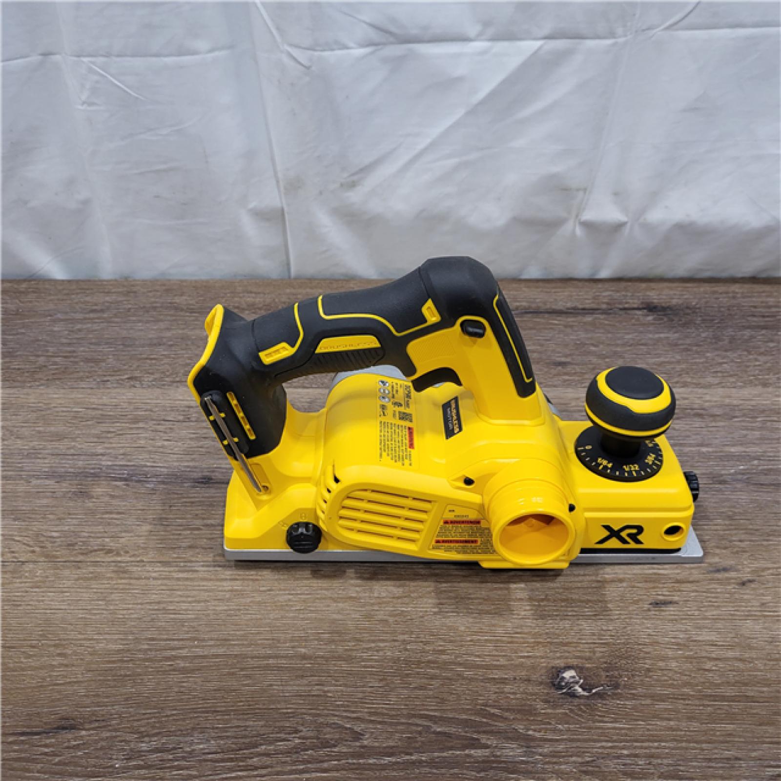 AS-IS DEWALT DCP580B 20V MAX Lithium Ion Brushless Planer