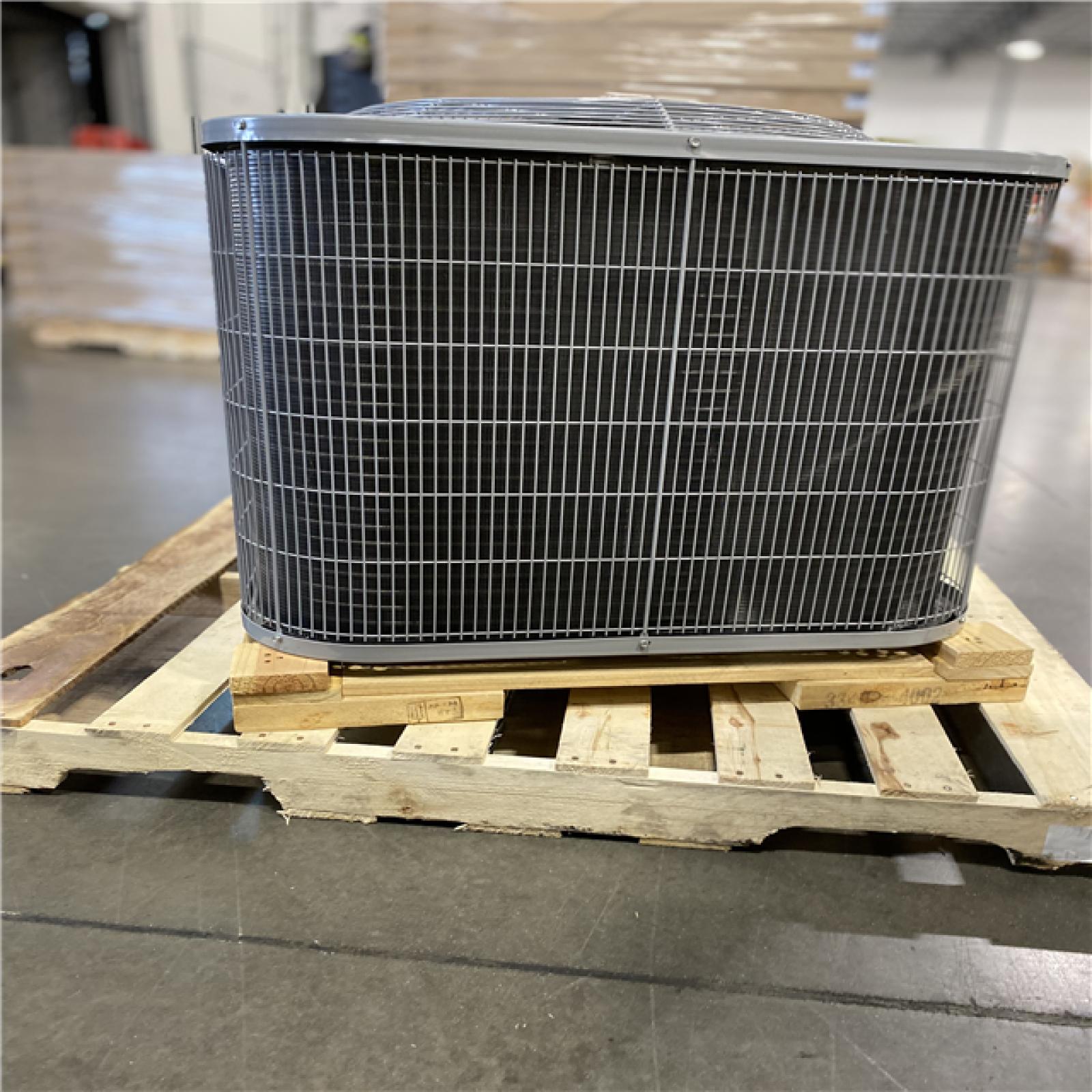 DALLAS LOCATION - Smartcomfort® by Carrier 3 Ton 14 SEER Heat Pump - 2022 Model - Northern States