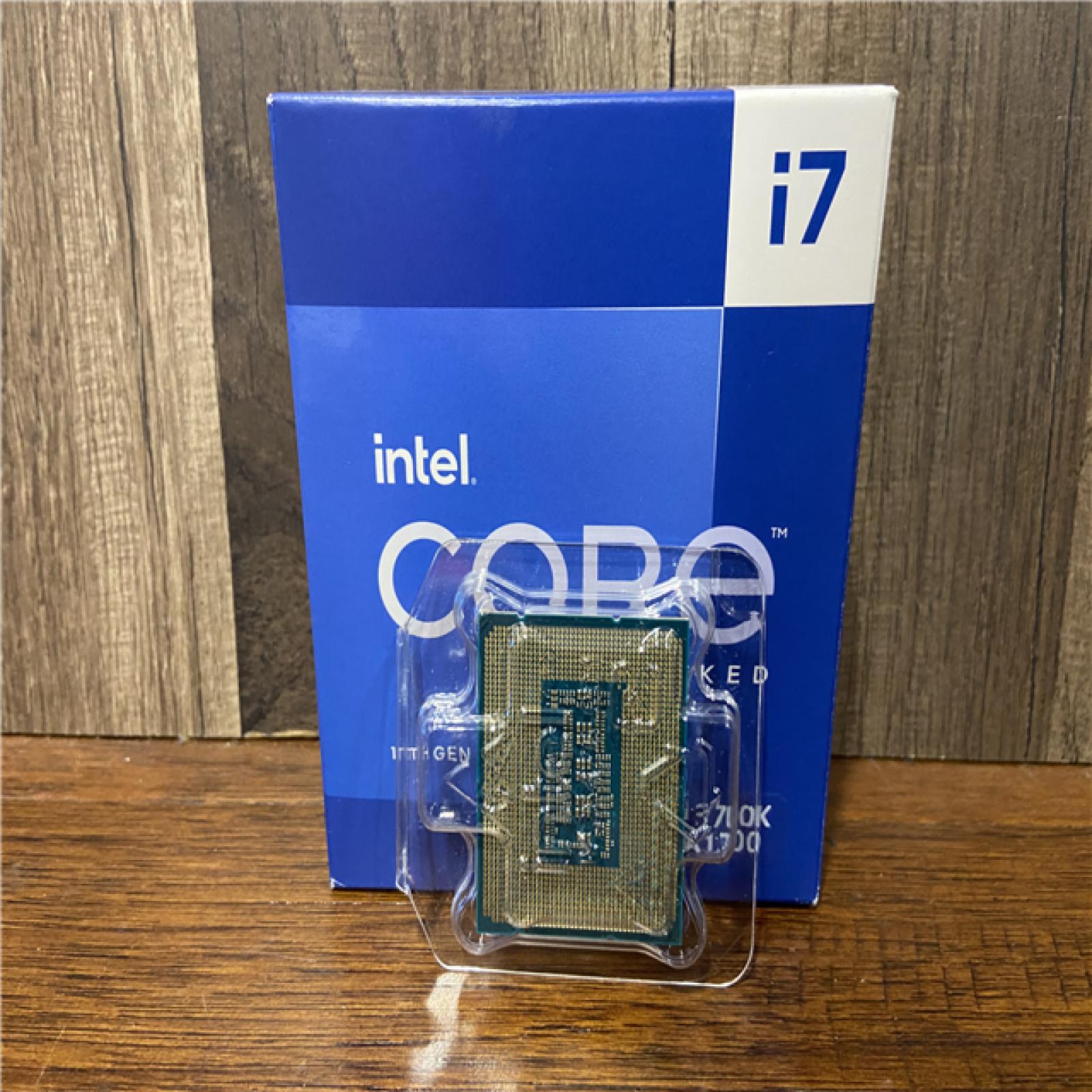 Intel - Core I7-13700K 13th Gen 16 Cores 8 P-cores + 8 E-cores 30M Cache, 3.4 to 5.4 GHz LGA1700 Unlocked Desktop Processor - Grey/Black/Gold