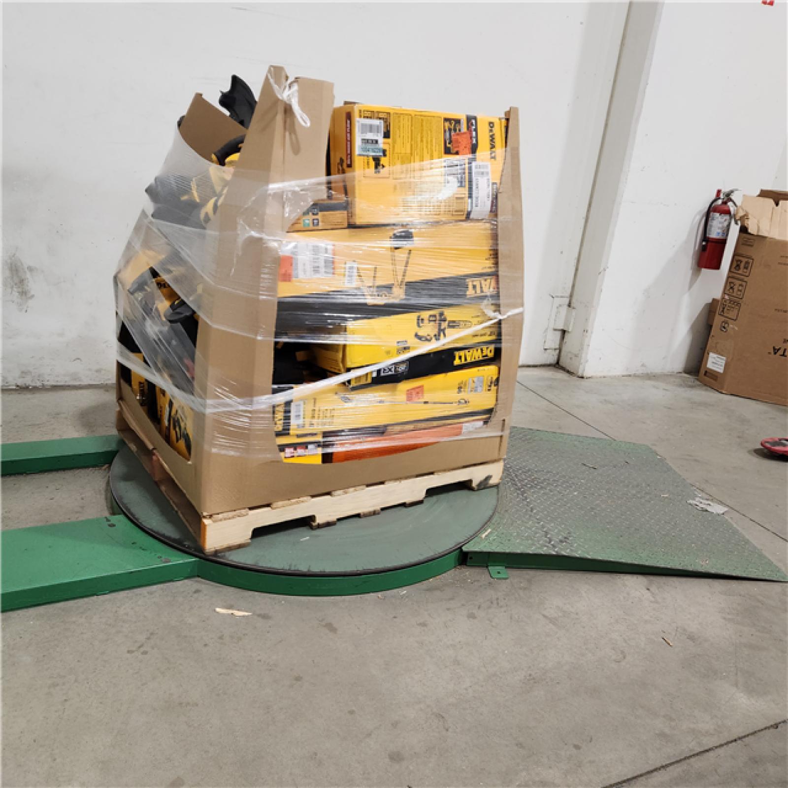 Dallas Location - As-Is DEWALT Tool Pallet