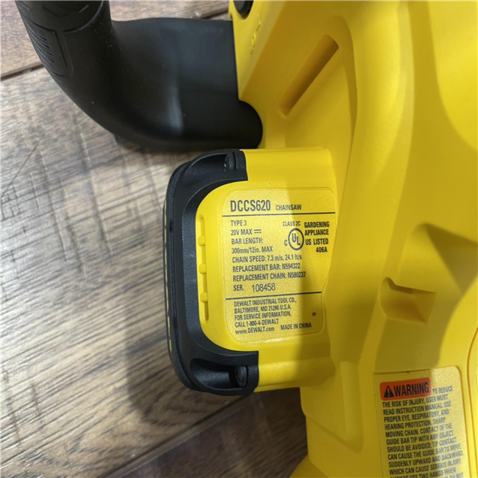 AS-IS Dewalt 7605686 12 in. 20V Battery Powered Chainsaw