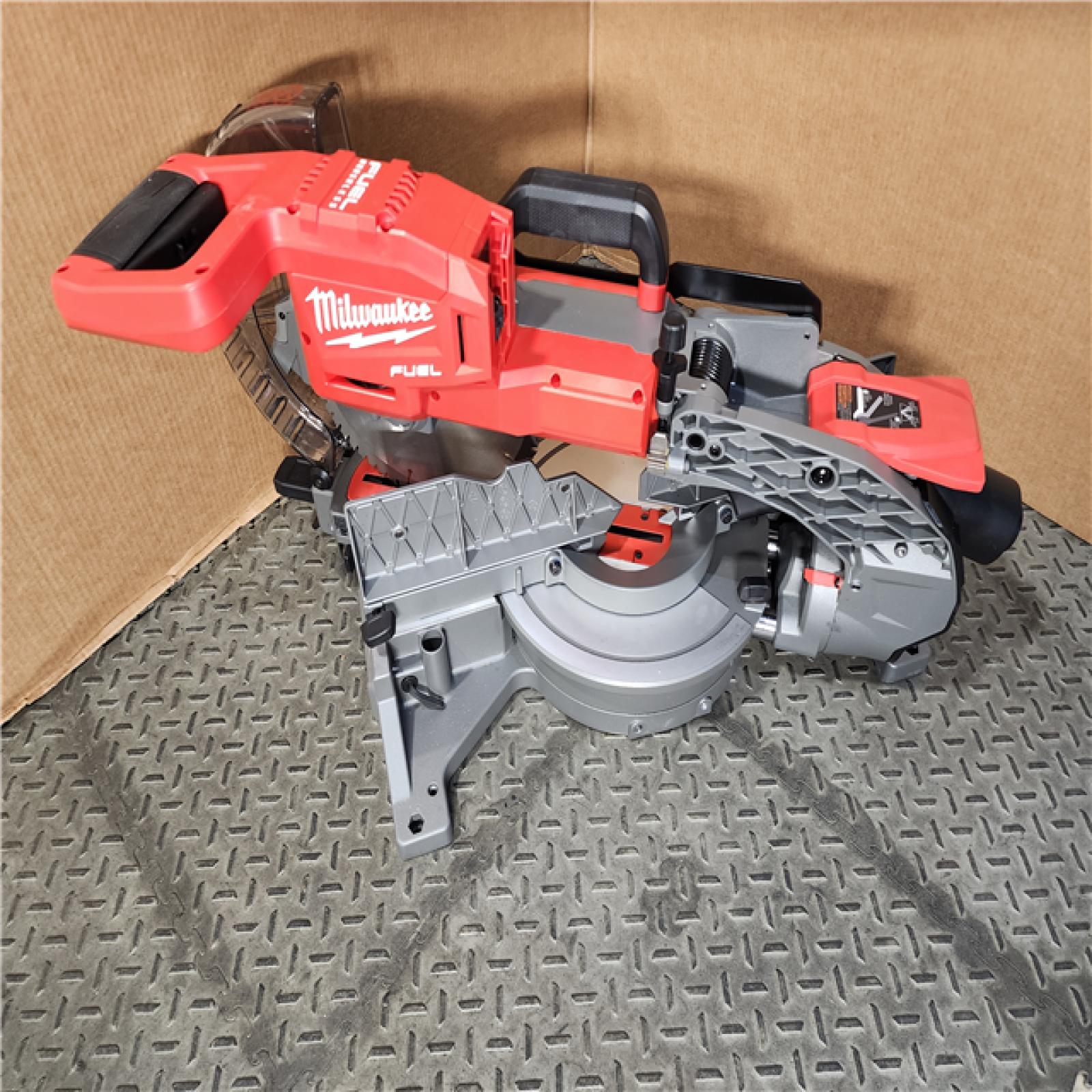 HOUSTON LOCATION - AS-IS M18 FUEL 18V 10 in. Lithium-Ion Brushless Cordless Dual Bevel Sliding Compound Miter Saw Kit with One 8.0 Ah Battery