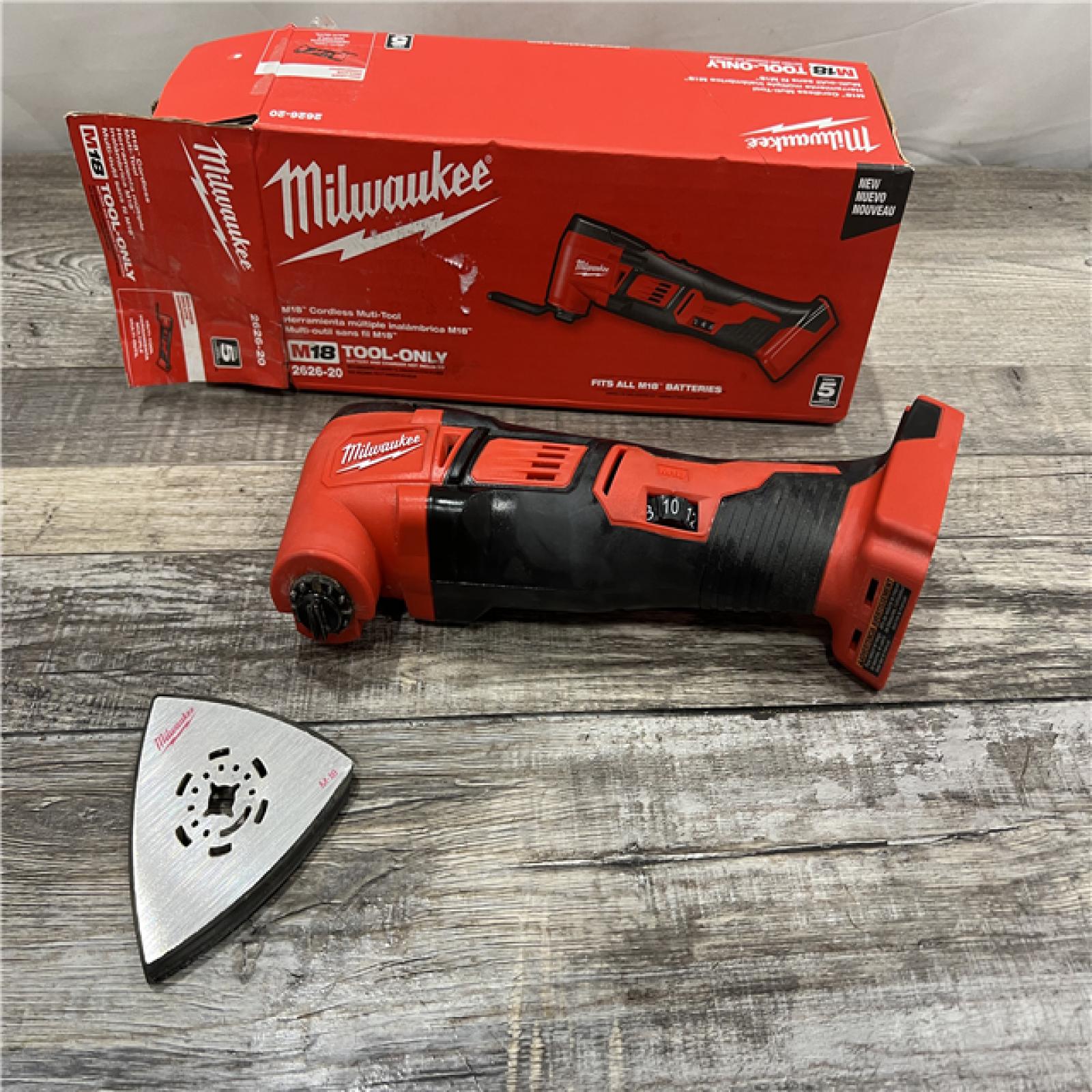 AS-IS Milwaukee 2626-20 M18 Lithium-Ion Cordless Multi-Tool (Tool Only)