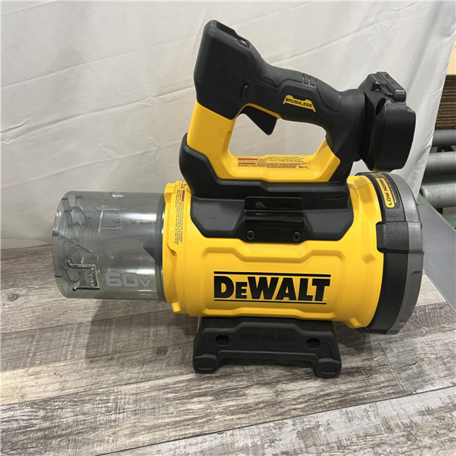 AS-IS DEWALT FLEXVOLT 60V MAX 160 MPH 760 CFM Brushless Cordless  and Charger