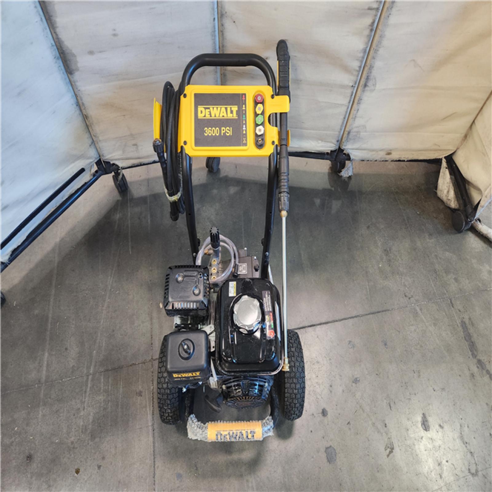 California AS-IS DEWALT 3600 PSI 2.5 GPM Cold Water Gas Professional Pressure Washer with HONDA GX200 Engine