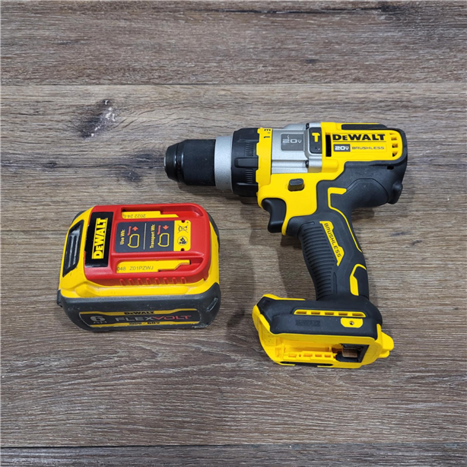 AS-IS Dewalt FLEXVOLT 20 Volt 1/2 in. Brushless Cordless Hammer Drill/Driver Kit (Battery & Charger)