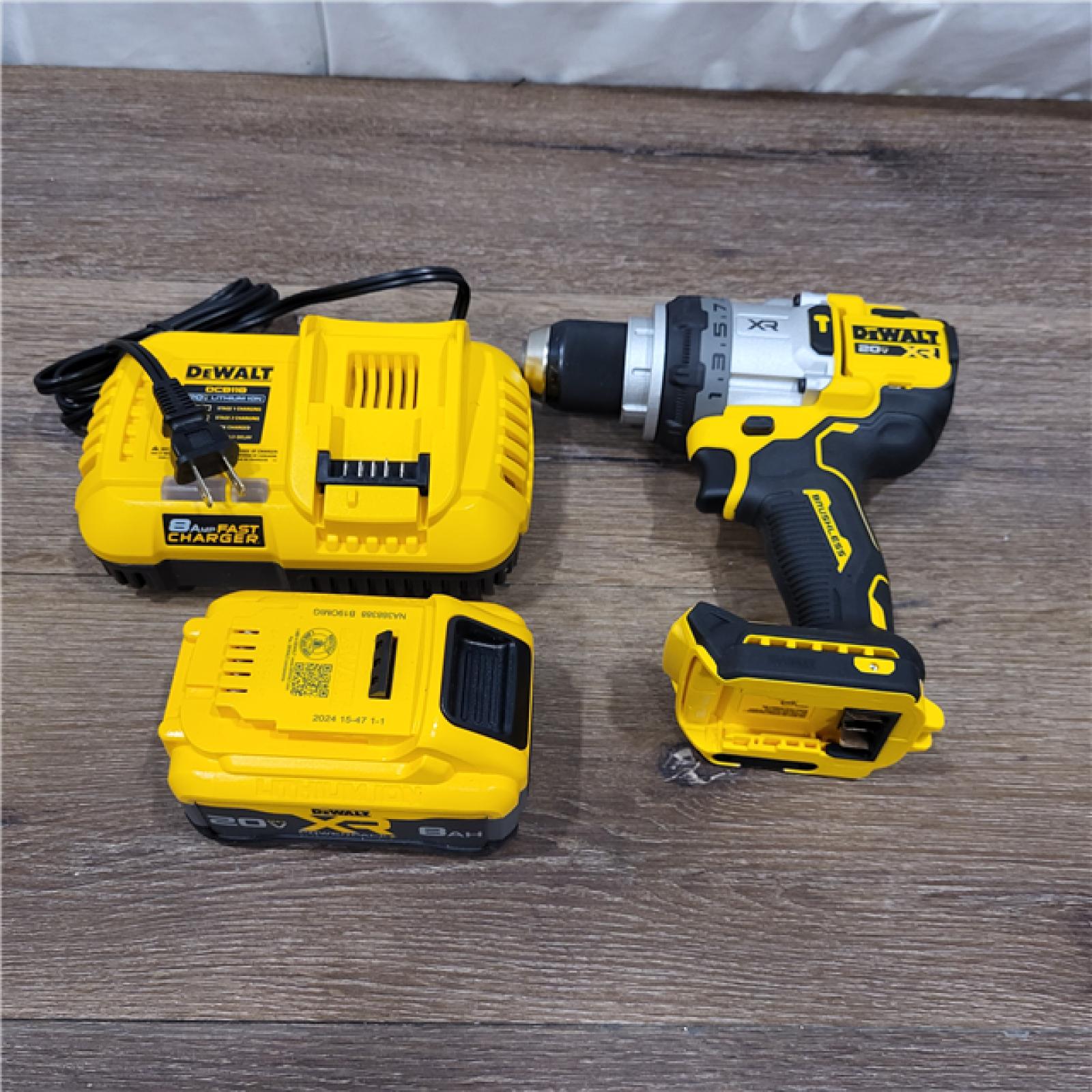 AS-IS DEWALT 20V XR Lithium-Ion Cordless Hammer Drill Kit with 8.0 Ah Battery, Charger and Kit Bag