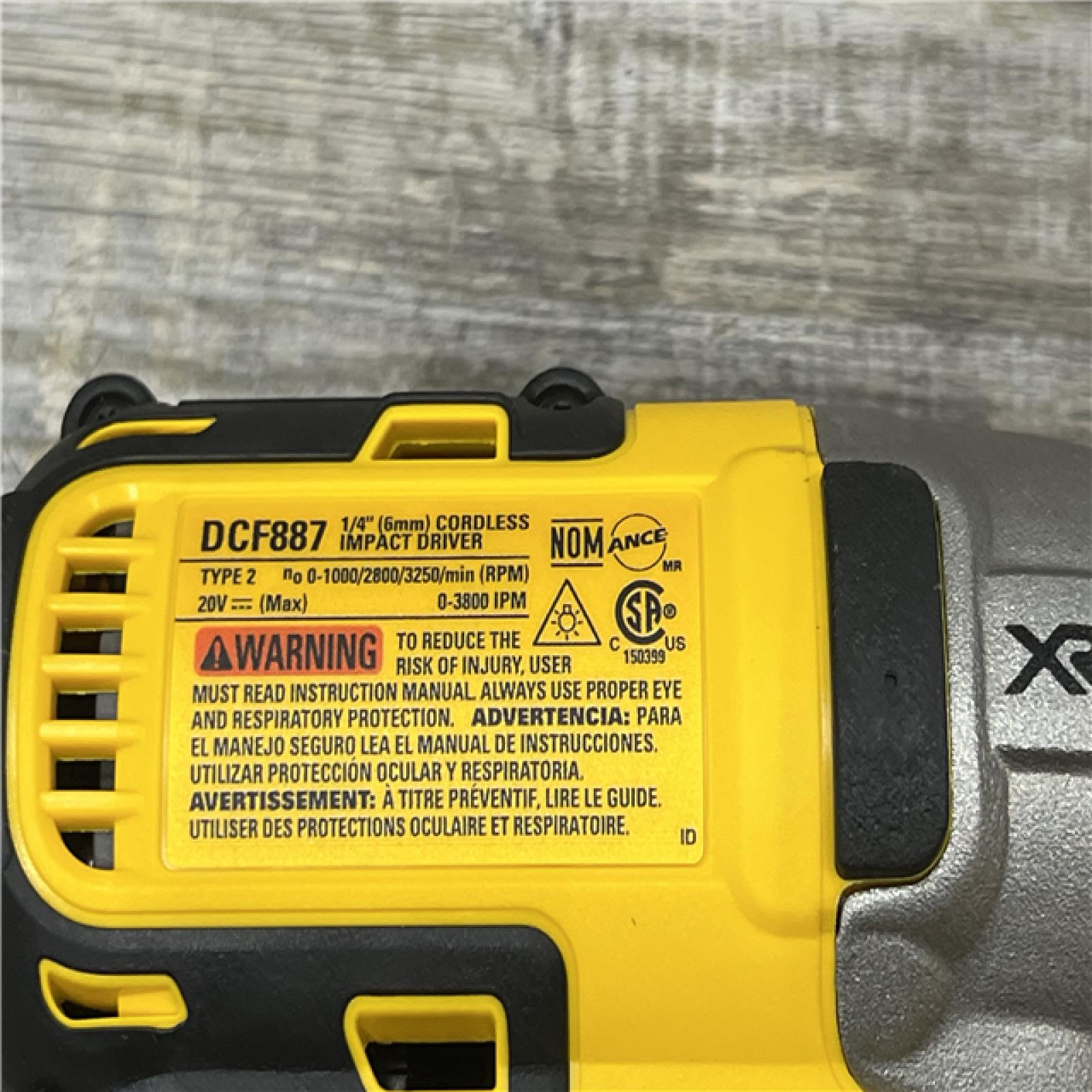 AS-IS DEWALT 20V MAX Cordless Brushless Hammer Drill/Driver 2 Tool Combo Kit with FLEXVOLT ADVANTAGE