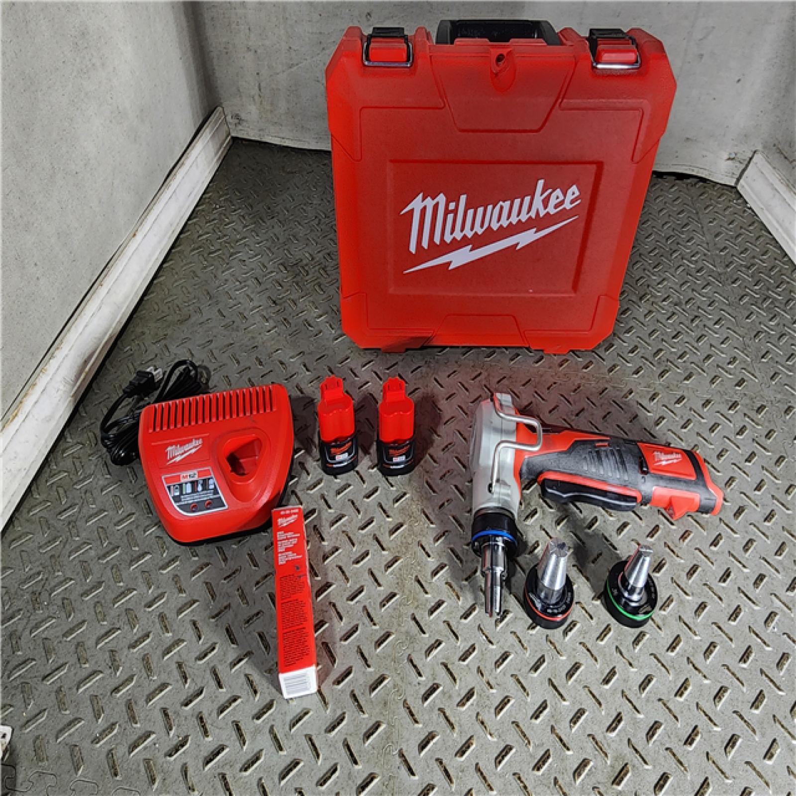 HOUSTON LOCATION - AS-IS M12 12-Volt Lithium-Ion Cordless PEX Expansion Tool Kit with (2) 2.0 Ah Batteries, (3) Expansion Heads and Hard Case