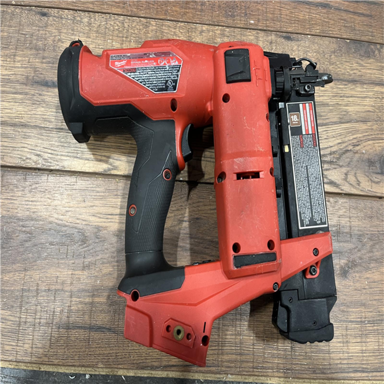 AS-IS Milwaukee M18 FUEL 18 Gauge Brad Nailer