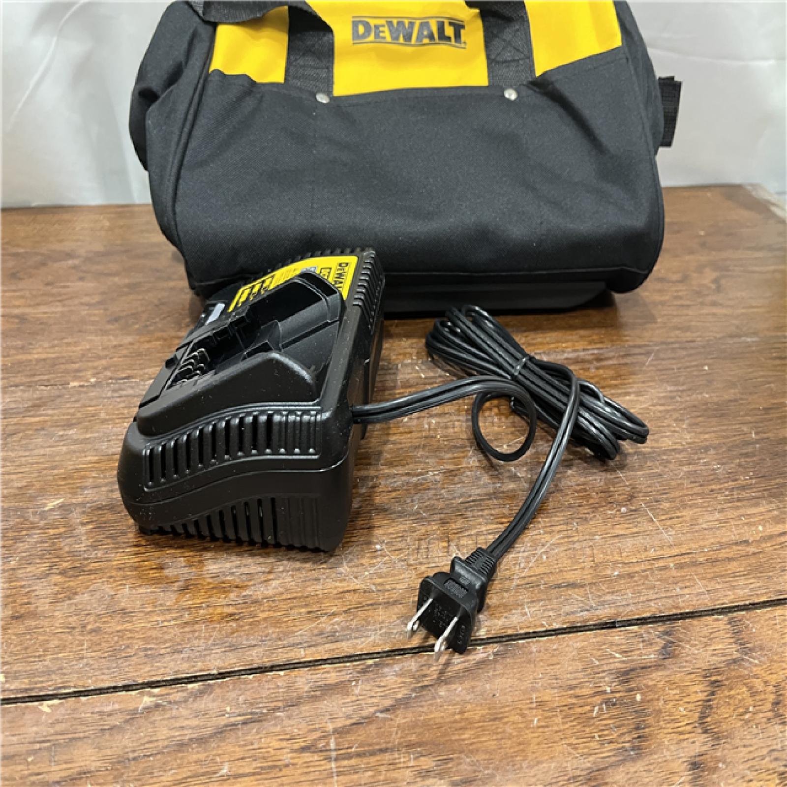 AS-ISDewalt-DCB246CK 20V MAX* Lithium Ion Starter Kit