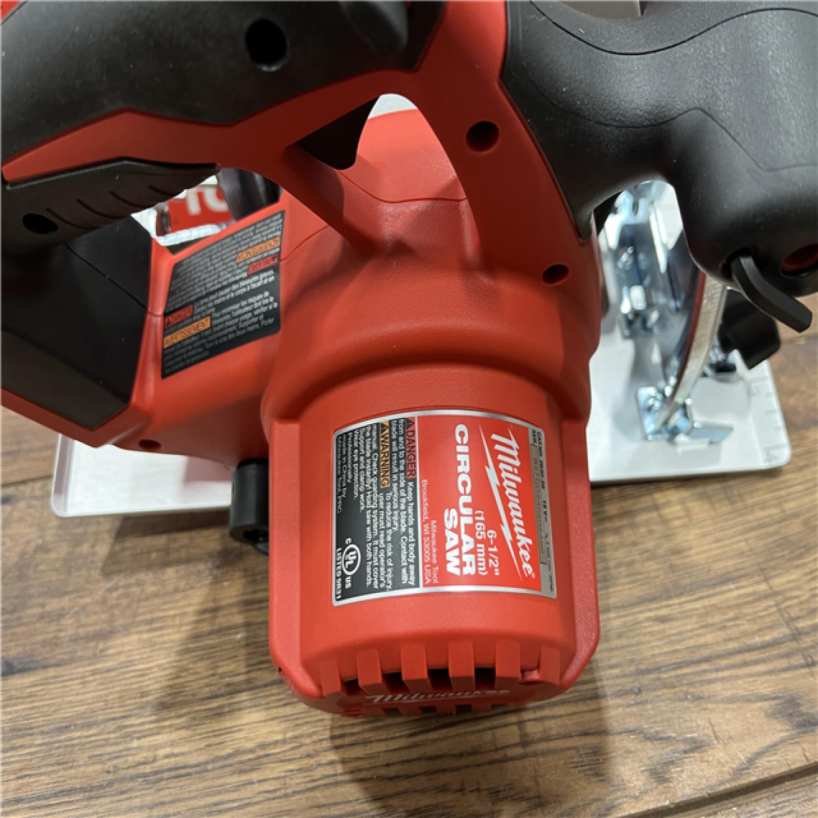 AS-IS Milwaukee 2630-20 M18 Cordless 6-1/2 Circular Saw Bare Tool Only - All