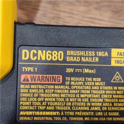 AS-IS DEWALT 20V MAX XR 18 Gauge Brad Nailer Kit