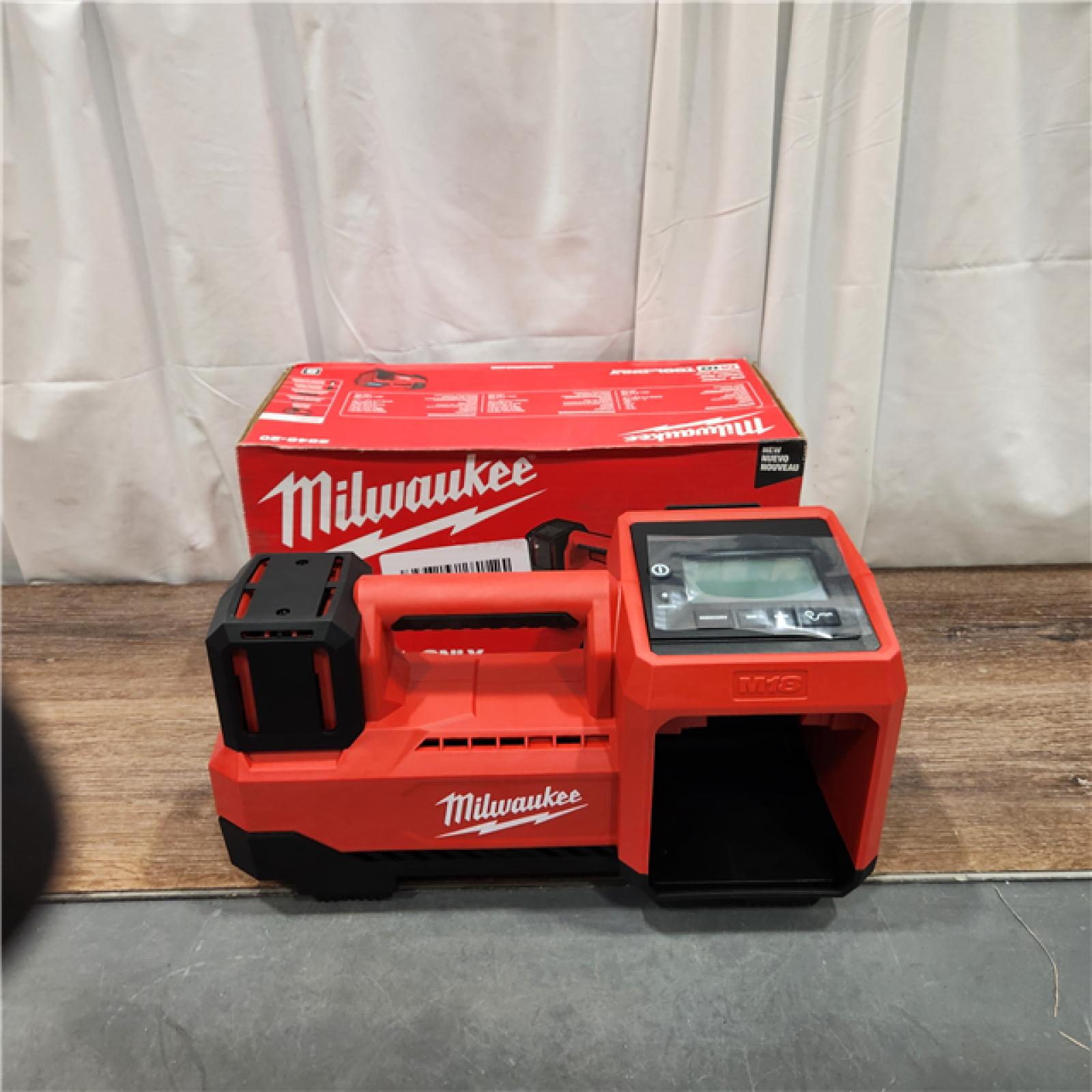 AS IS Milwaukee M18 18 V 150 PSI Tire Inflator