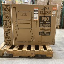 DALLAS LOCATION - Traeger Pro 780 Wifi Pellet Grill and Smoker in Black