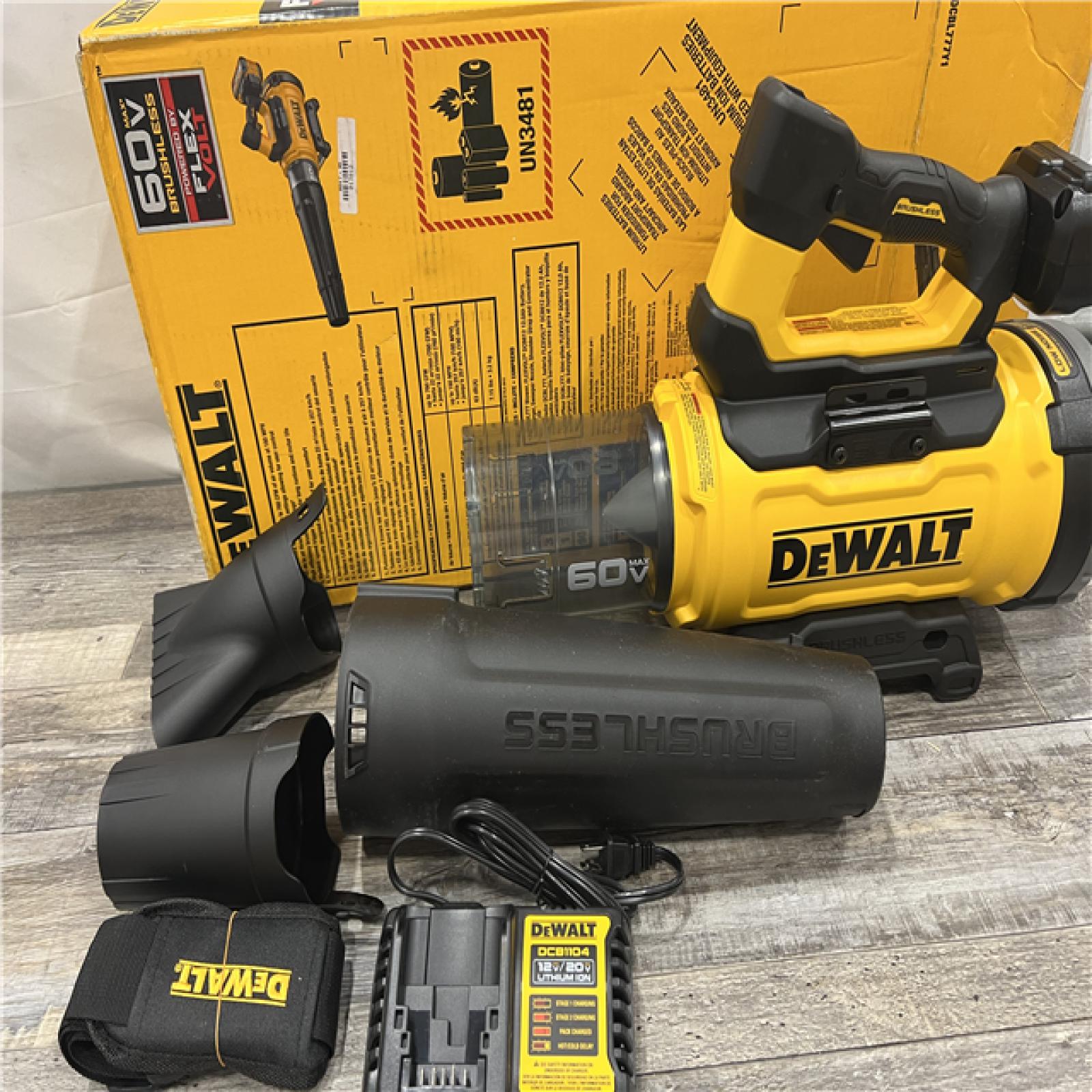 AS-IS DEWALT FLEXVOLT 60V MAX 160 MPH 760 CFM Brushless Cordless  and Charger