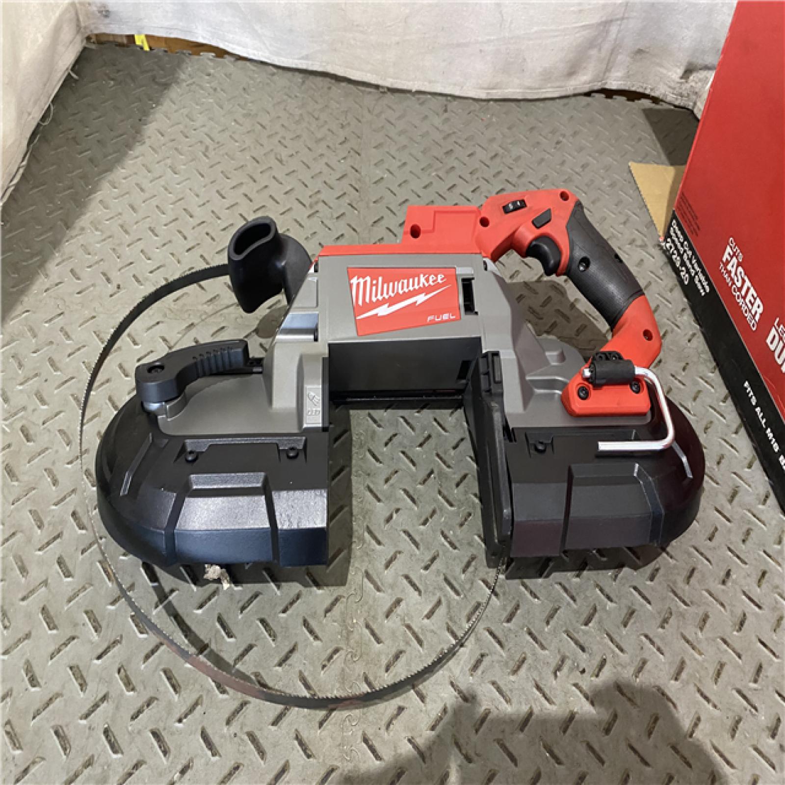 Houston location AS-IS Milwaukee 2729-20 - M18 Fuel 18V Cordless Brushless Band Saw Bare Tool