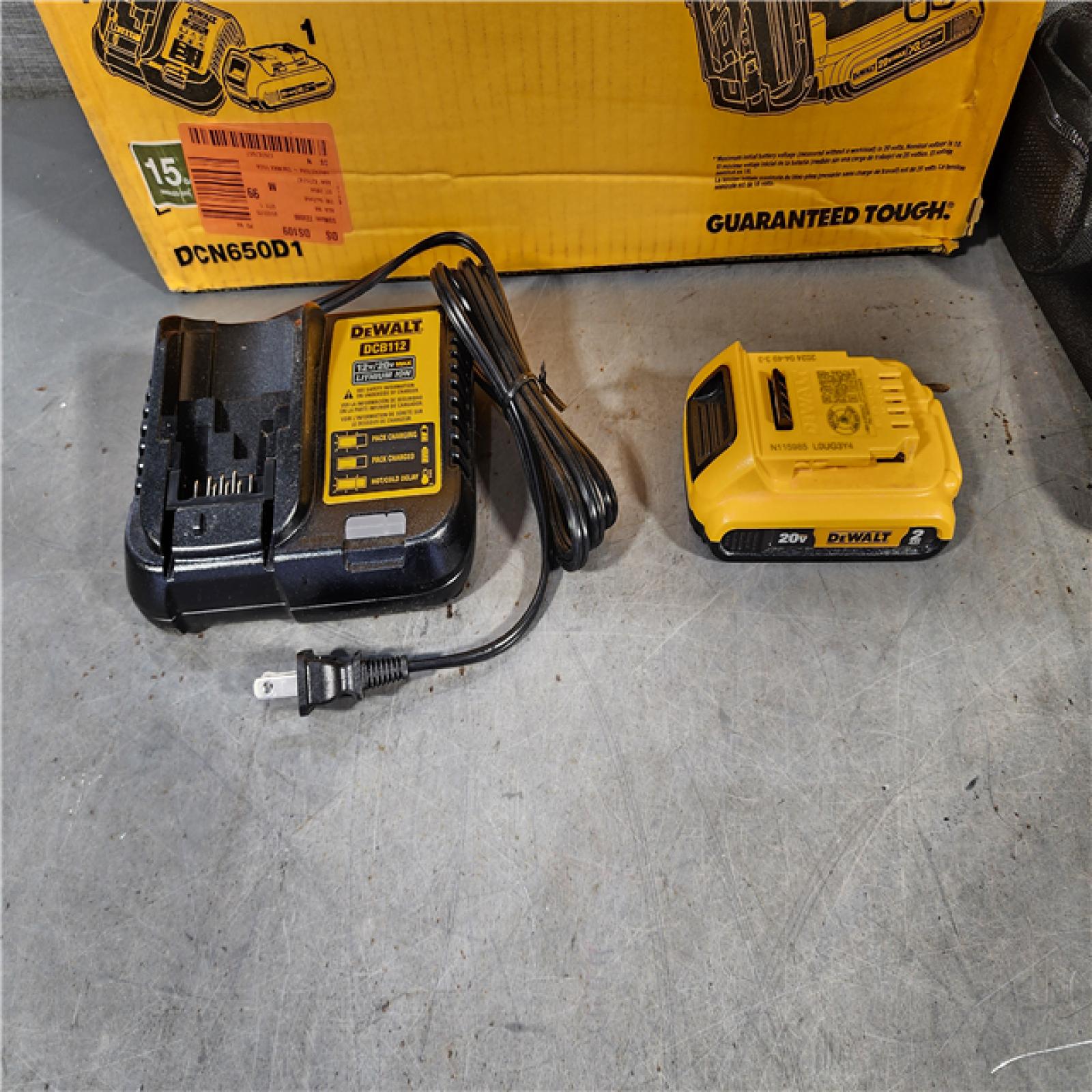 HOUSTON LOCATION - AS-IS DEWALT 20V MAX XR 15 Ga. Cordless 34 Deg Nailer 20 V