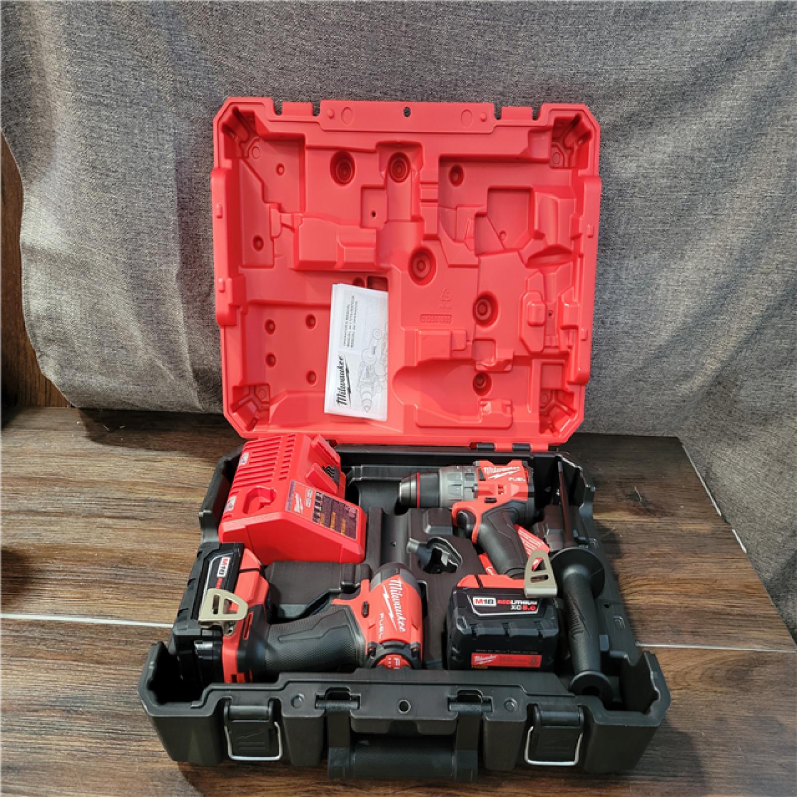 CALIFORNIA NEW MILWAUKEE M18 FUEL 2-TOOL COMBO KIT (2 BATTERIES AND CHARGER INCLUDED)