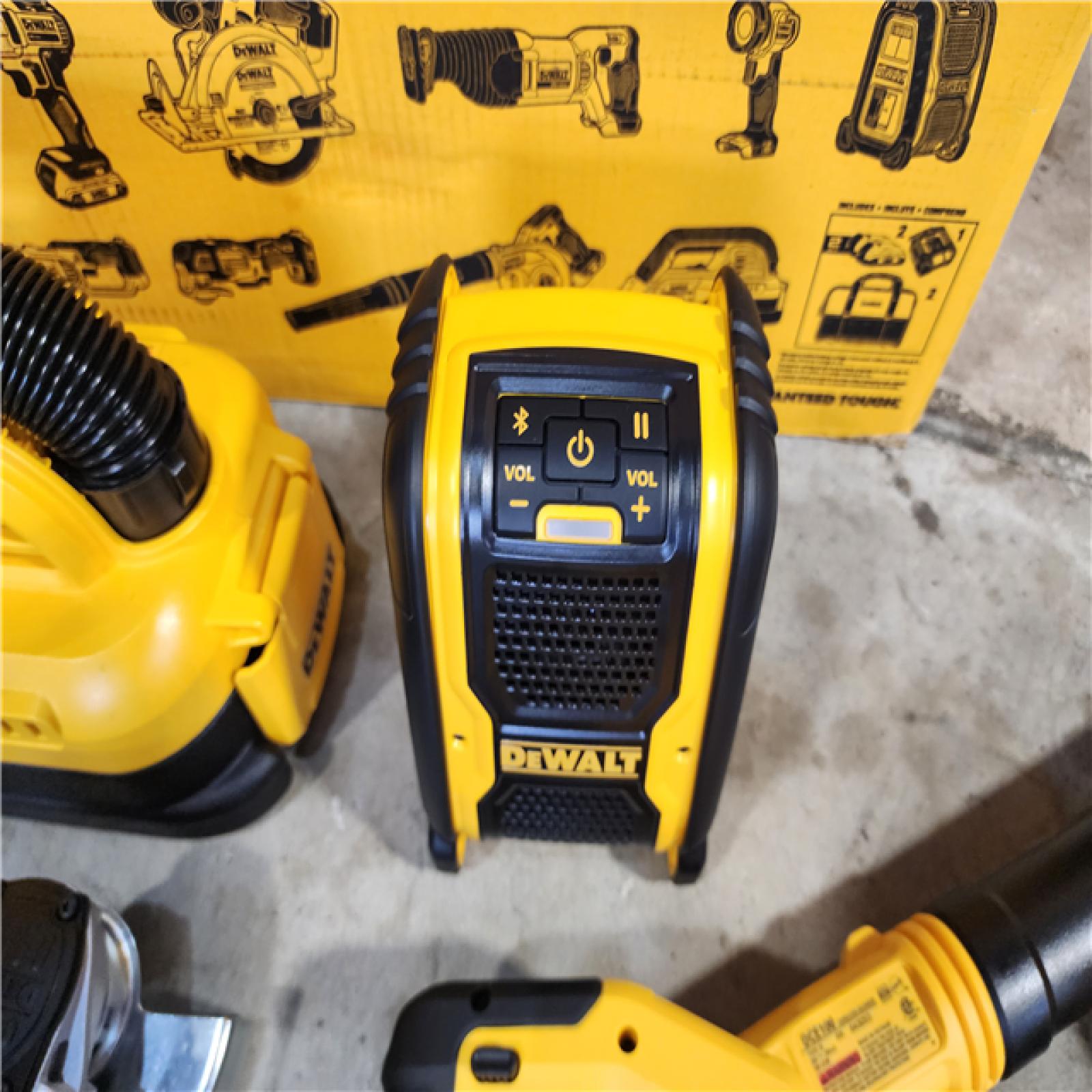 HOUSTON LOCATION - AS-IS (APPEARS LIKE NEW) DEWALT 20-Volt Max Lithium-Ion 10-Tool Cordless Combo Kit with Two 2.0 Ah Batteries, Charger and 2 Bags