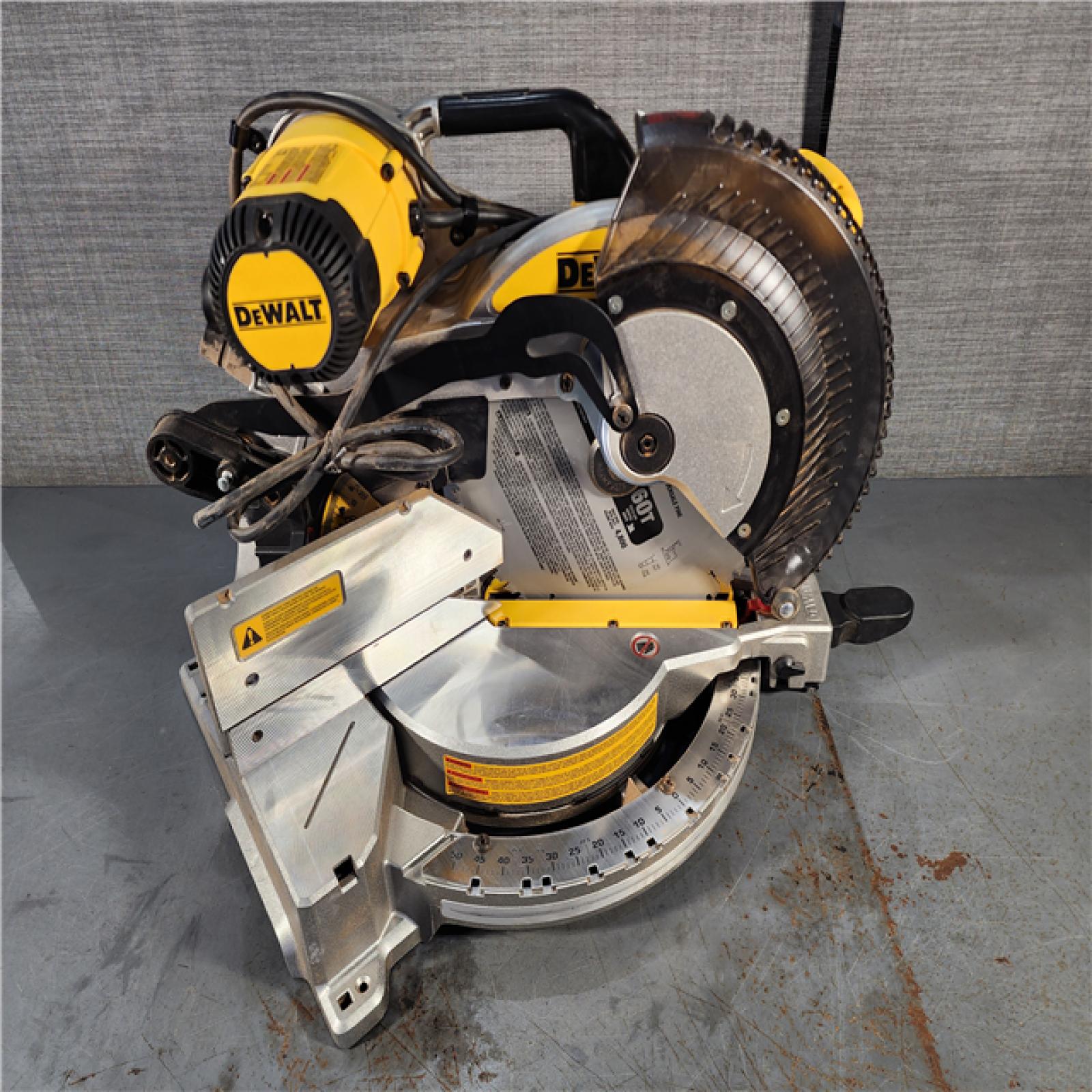 HOUSTON LOCATION - AS-IS DeWalt 15 Amp Corded 12 in. Compound Double Bevel Miter Saw (TOOL ONLY)