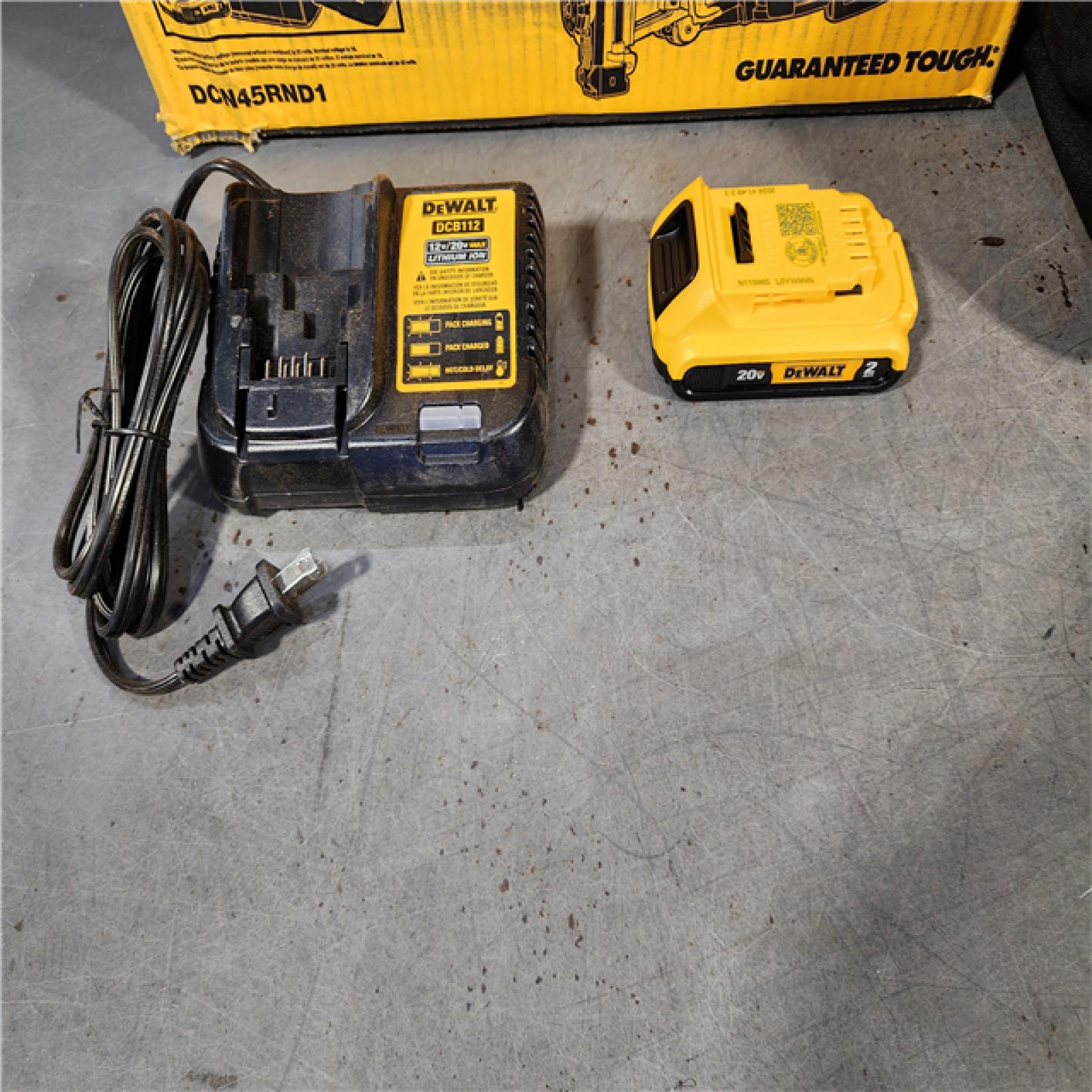 HOUSTON LOCATION - AS-IS DEWALT 2007898 Roofing Nailer Cordless