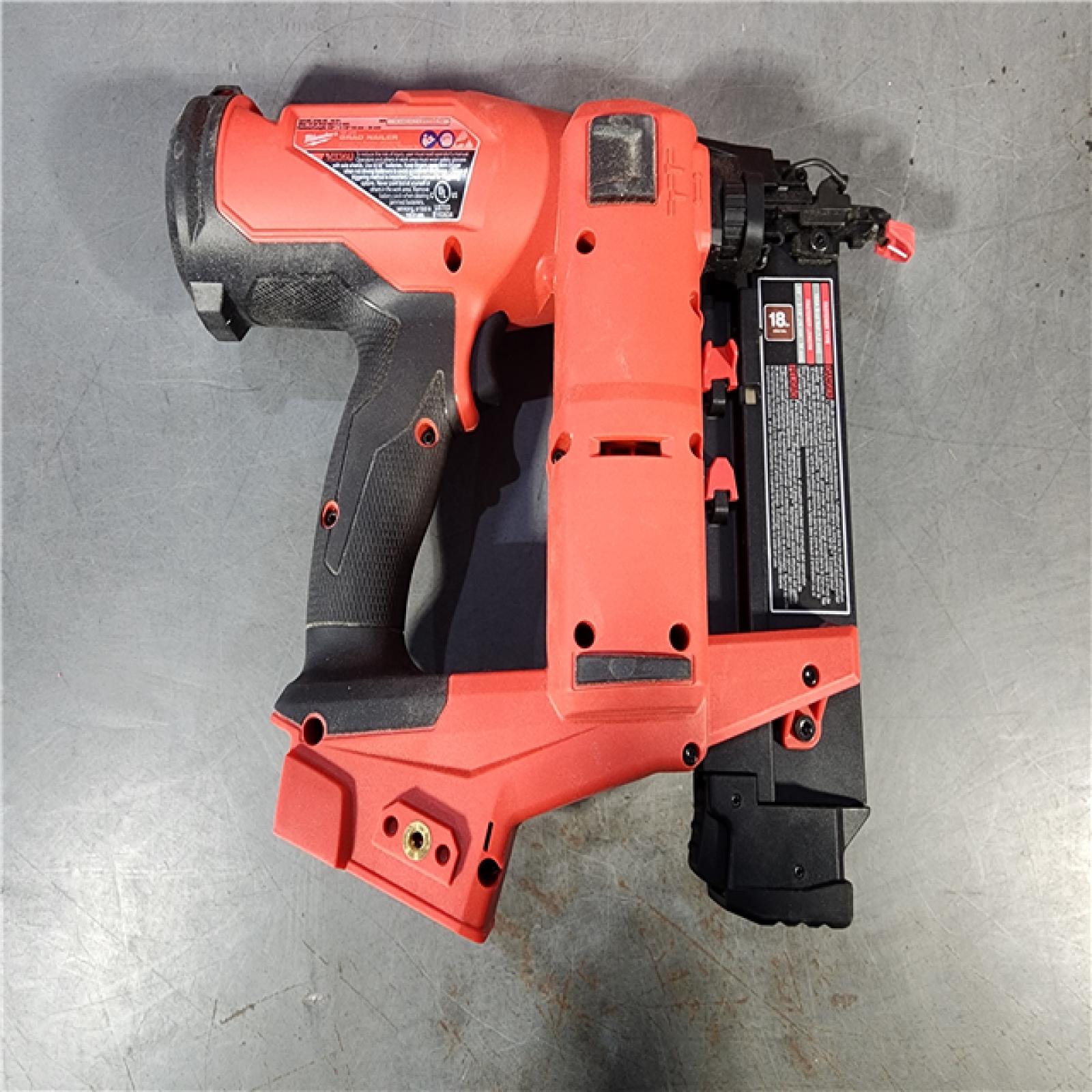 HOUSTON LOCATION - AS-IS Milwaukee M18 Fuel 18V Brushless 18-Gauge Brad Nailer 2746-20 (Bare Tool)