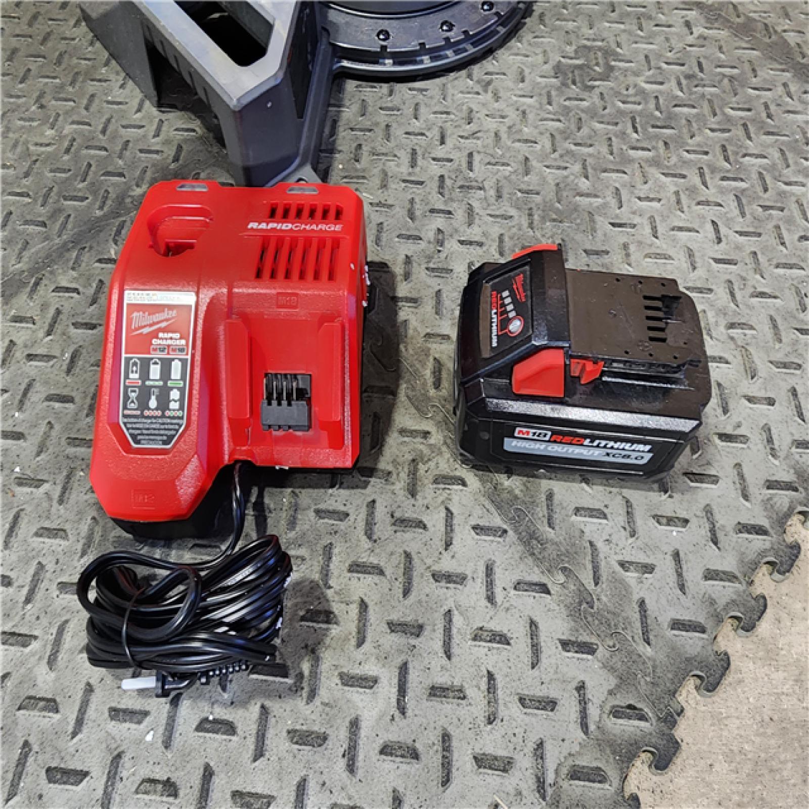 HOUSTON LOCATION - AS-IS Milwaukee M18 FUEL Brushless Cordless 7-1/4 in. Dual Bevel Sliding Compound Miter Saw Kit