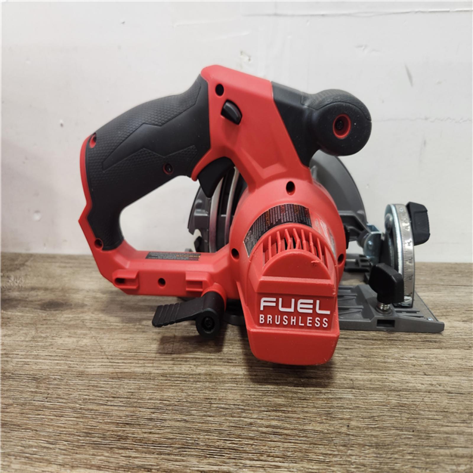 Phoenix Location NEW Milwaukee M12 FUEL 12V Lithium-Ion Brushless 5-3/8 in. Cordless Circular Saw (Tool-Only)