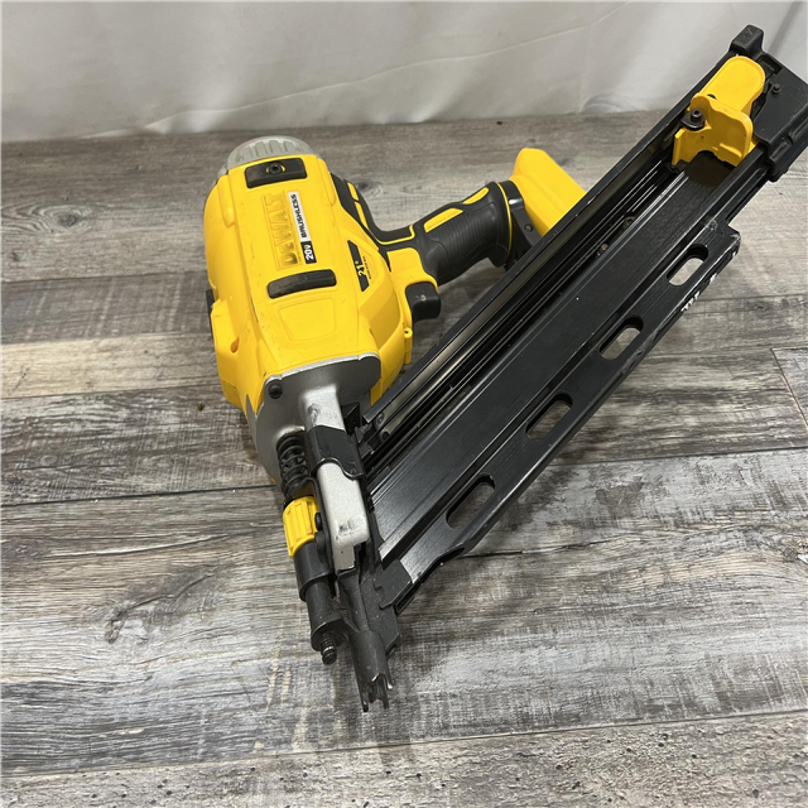 AS-IS DeWalt DCN21PLB 20V MAX 21-Degree Plastic Collated Framing Nailer (Bare Tool)