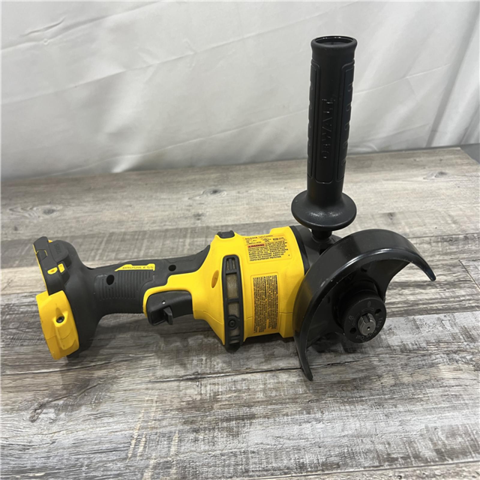 AS-IS DeWalt FLEXVOLT 60V MAX Cordless Grinder  4.5 - 6   9000 RPM  1 EA (115-DCG418B)