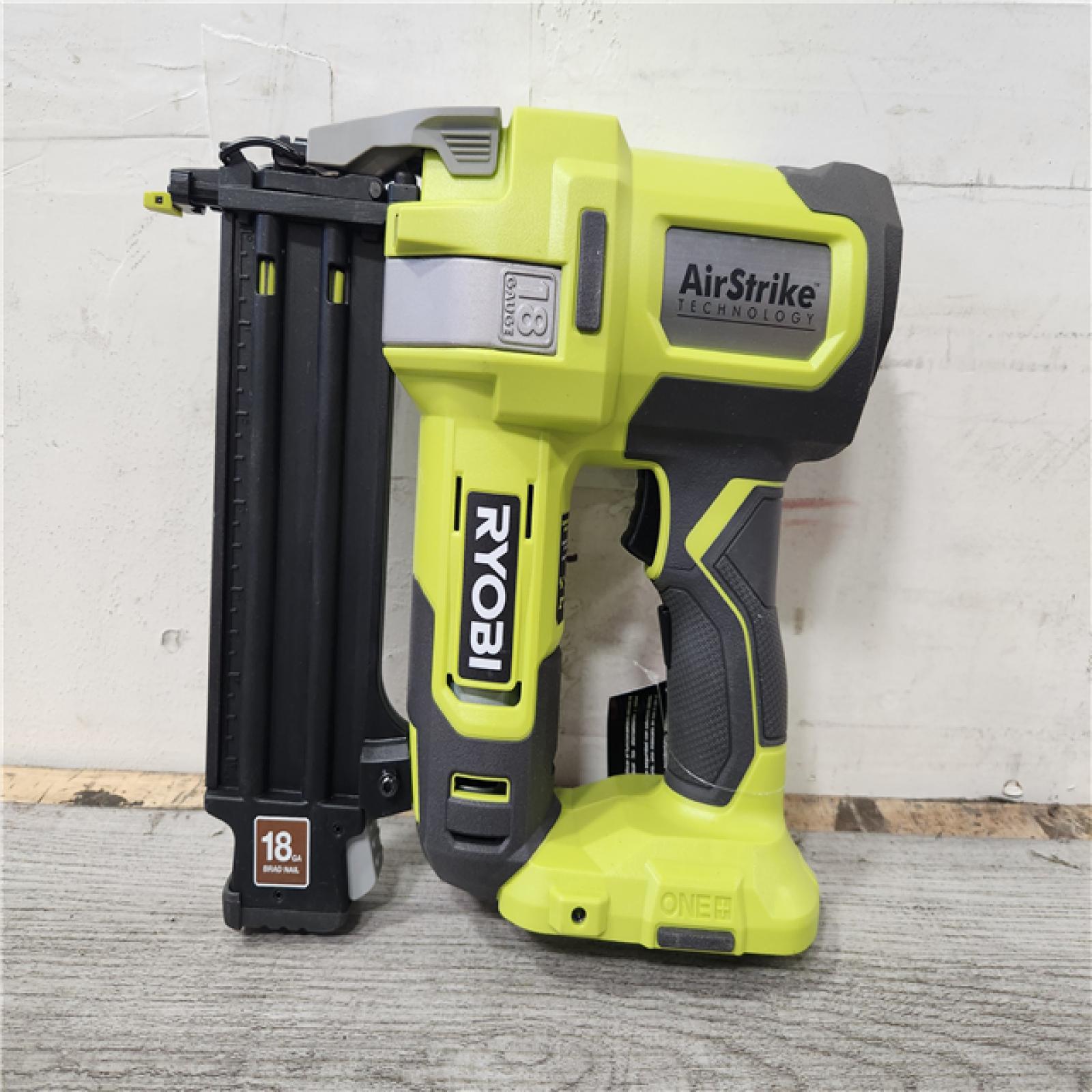 Phoenix Location RYOBI ONE+ 18V 18-Gauge Cordless AirStrike Brad Nailer (Tool Only)