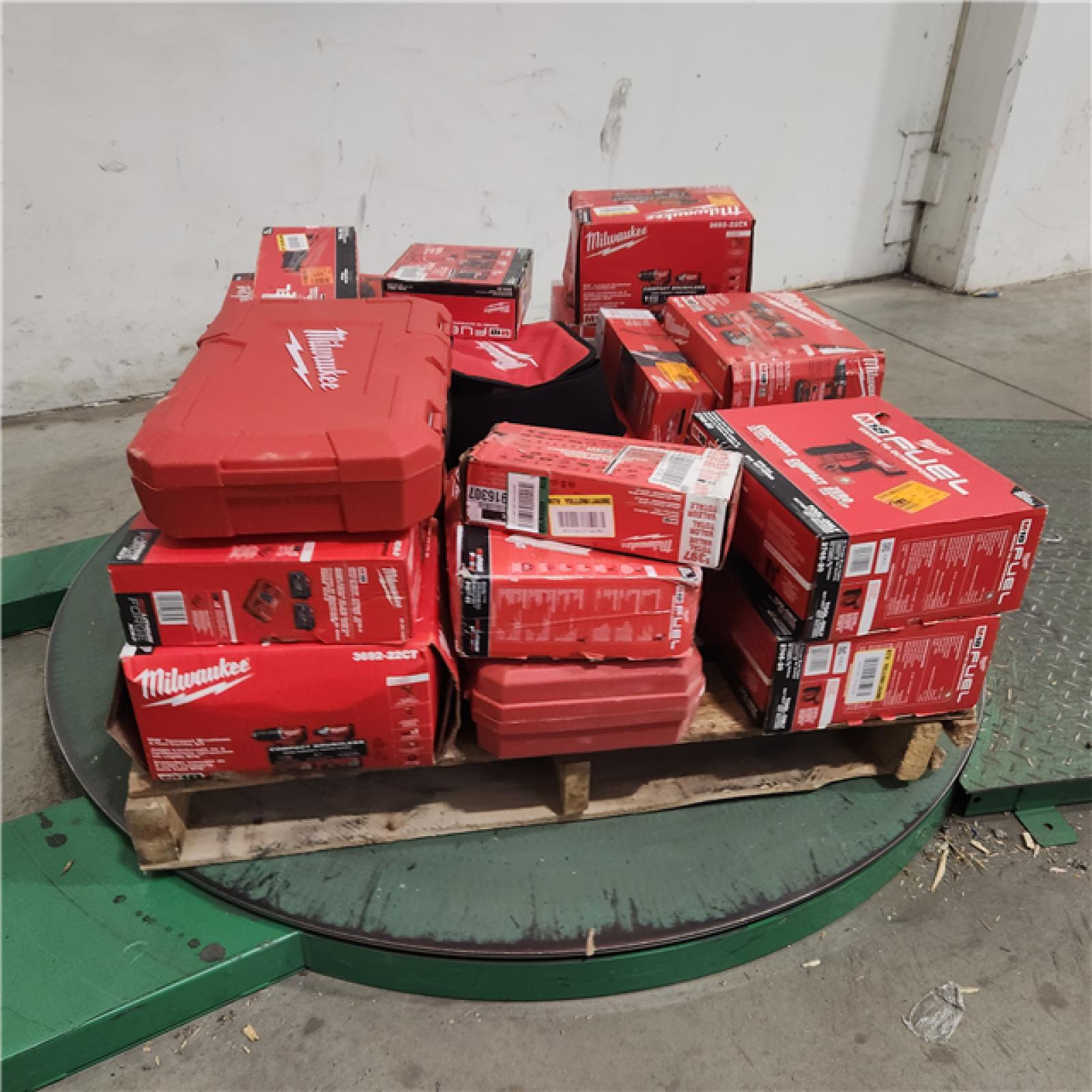 Dallas Location - As-Is MILWAUKEE Tool Pallet