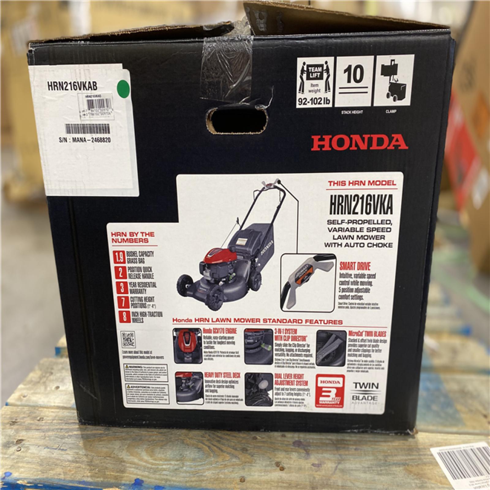 DALLAS LOCATION - NEW! Honda 21 in. 3-in-1 Variable Speed Gas Walk Behind Self-Propelled Lawn Mower with Auto Choke