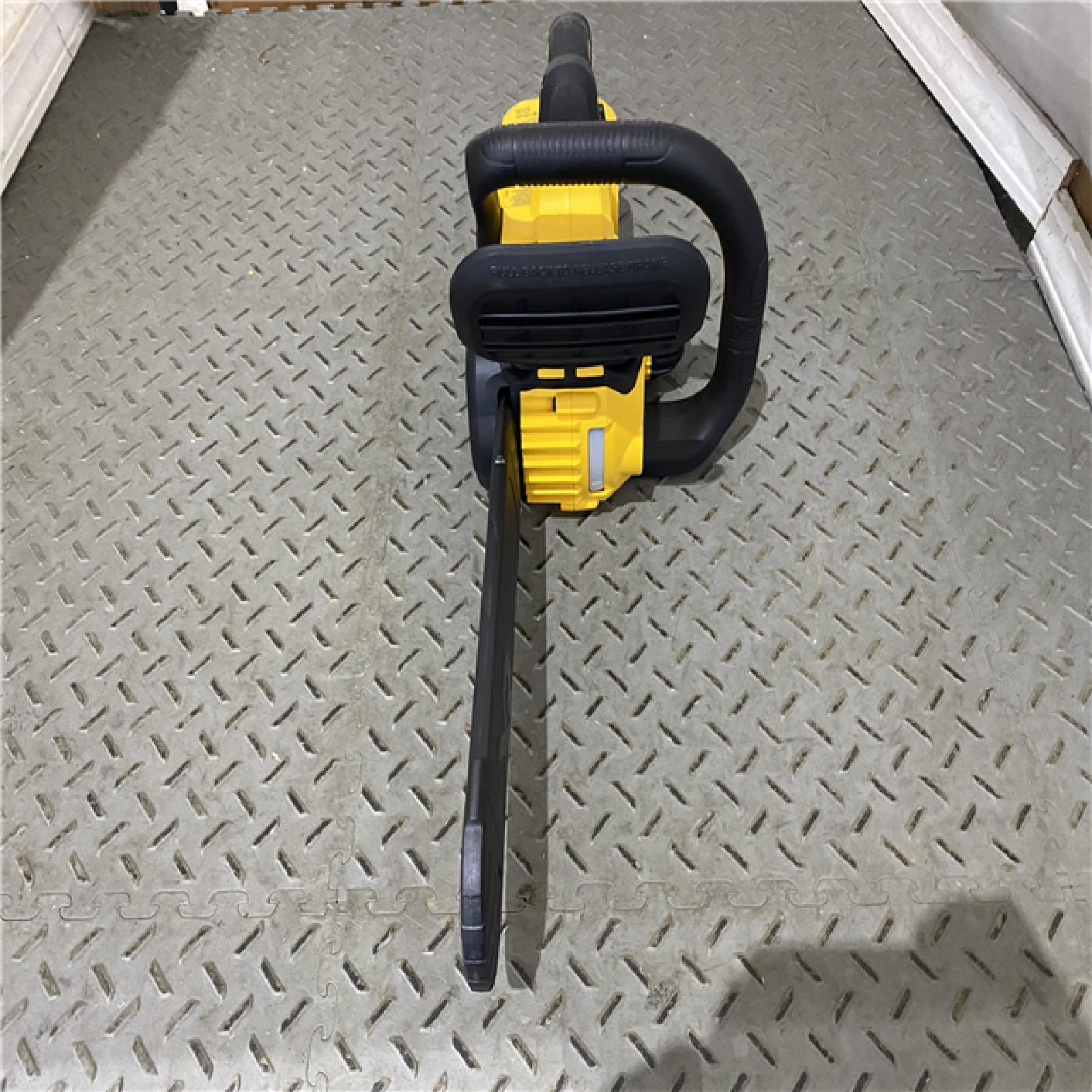 Houston location AS-IS Dewalt 7605686 12 in. 20V Battery Powered Chainsaw