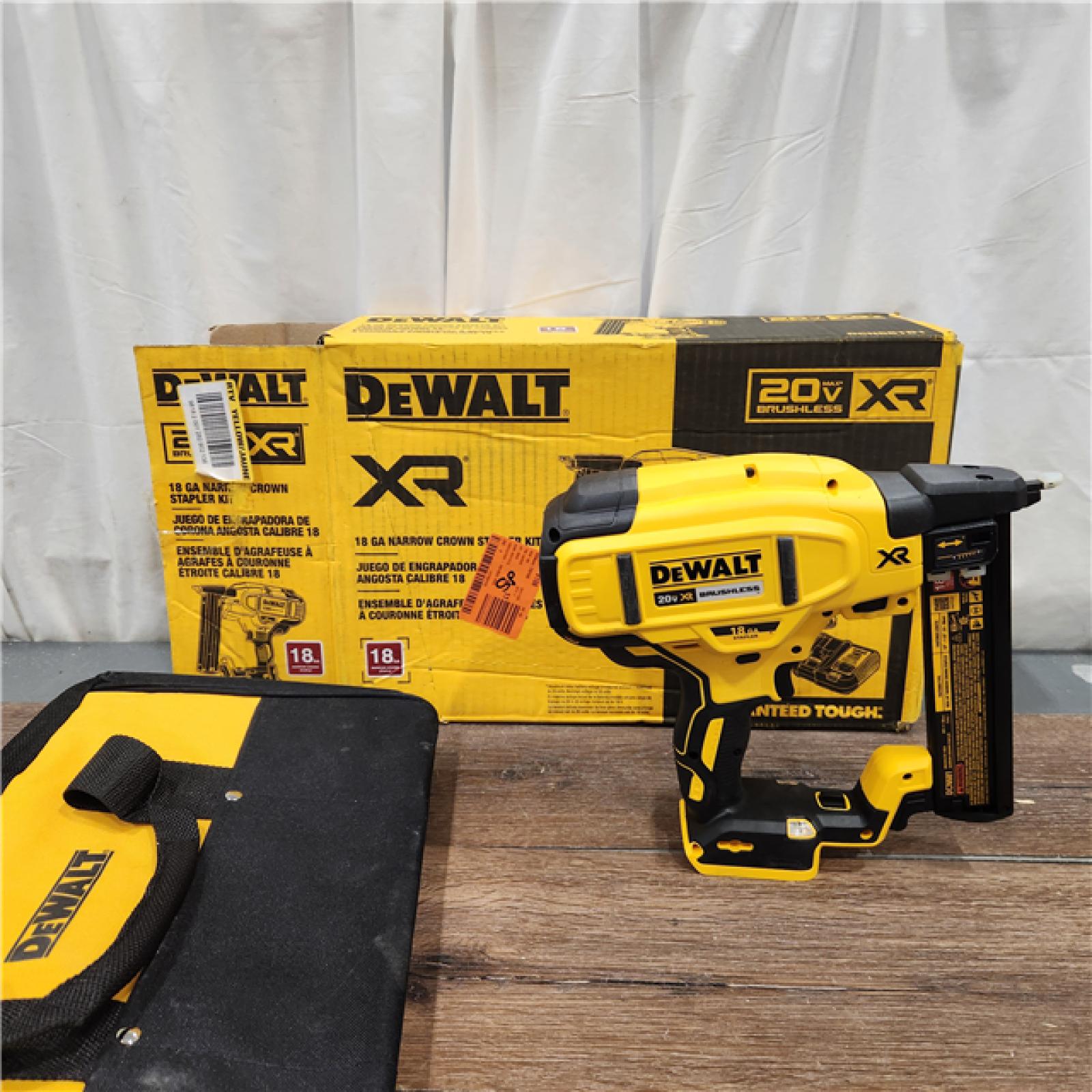 In Box DEWALT DCN681D1 20V 18Ga Stapler Kit